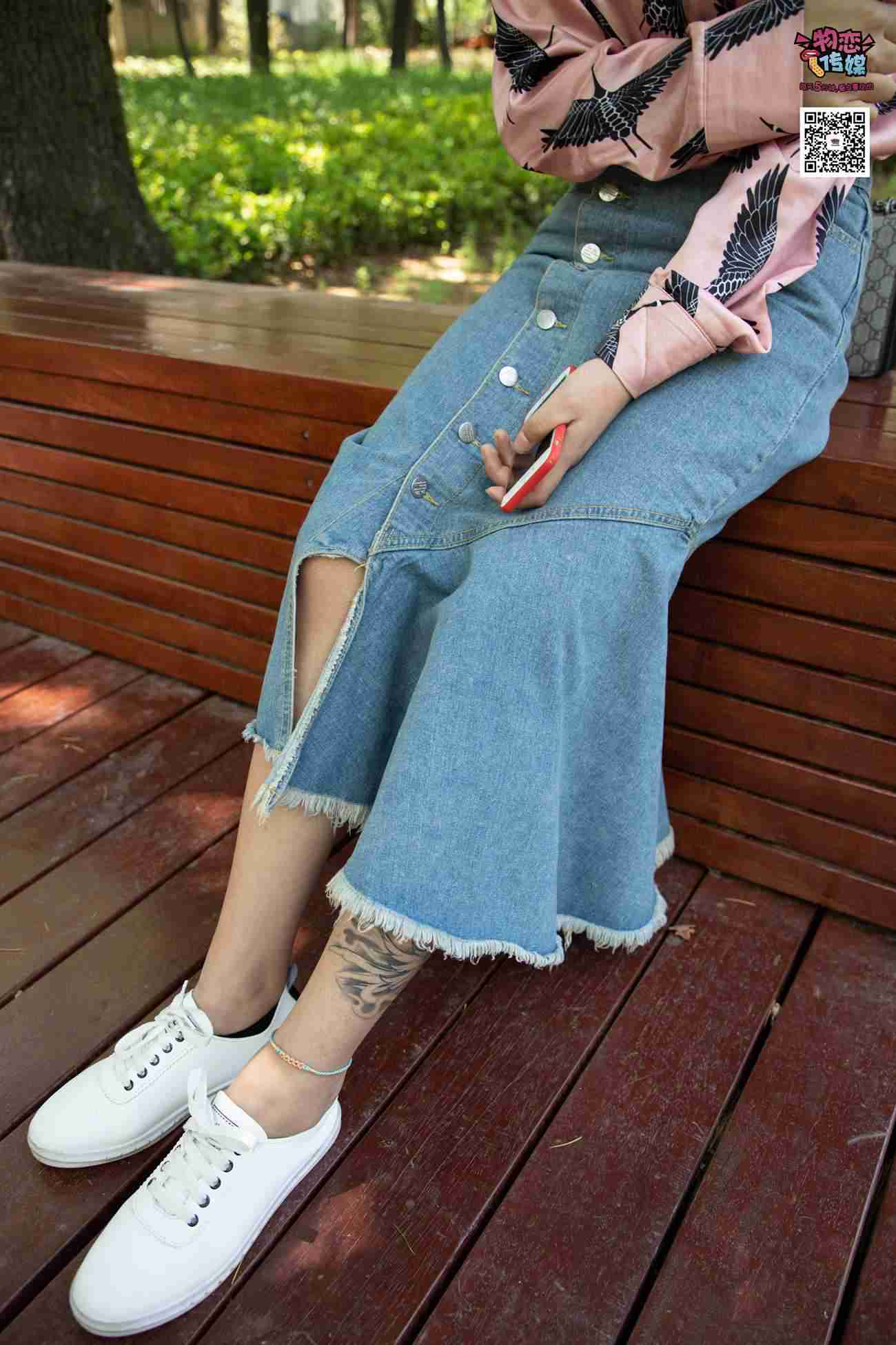 图片[119]-物恋传媒 No.011 纯纯的邻家小妹,小白鞋搭配黑色船袜,清凉一夏 [187P] – 速更版-美库