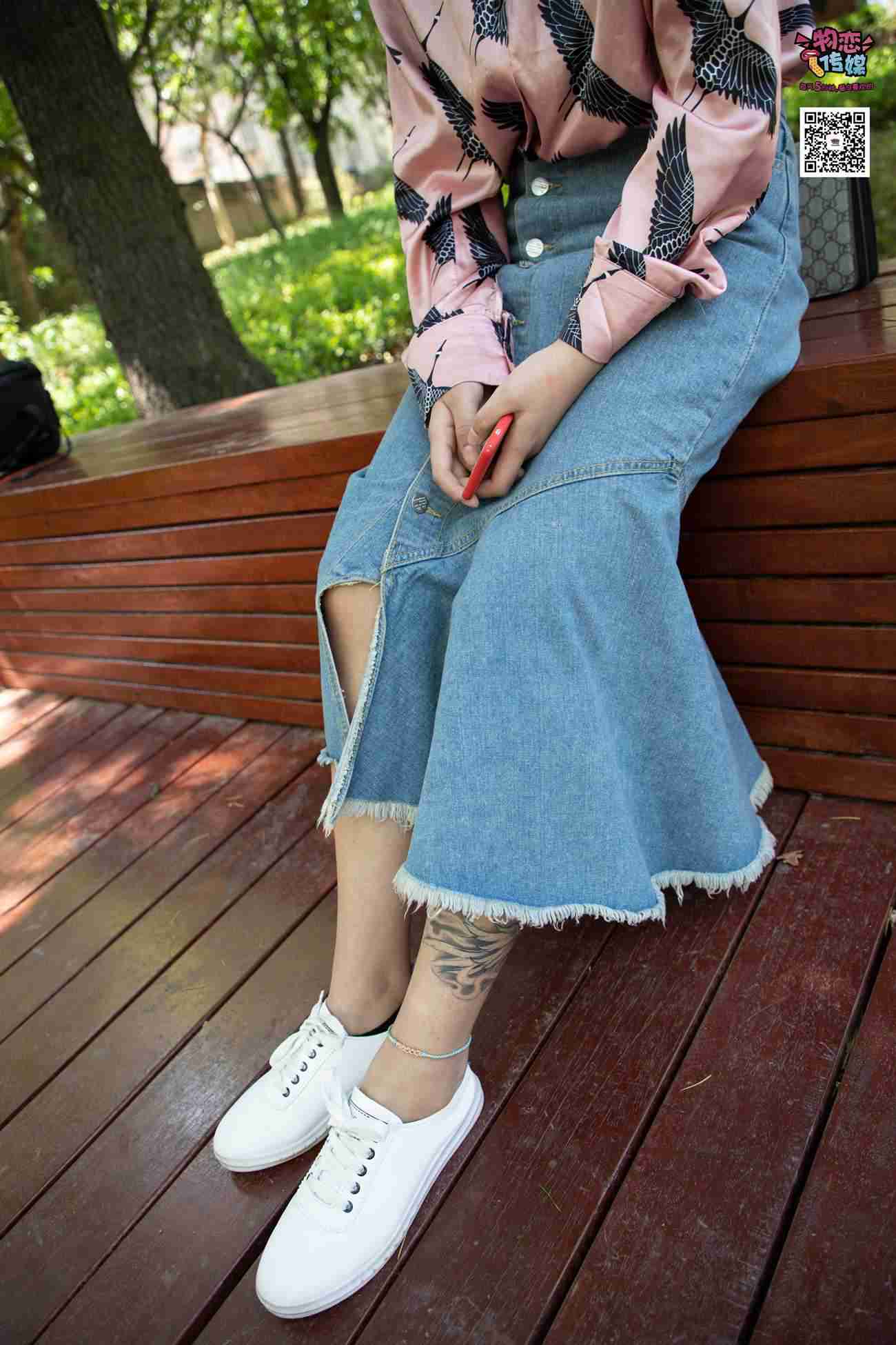 图片[122]-物恋传媒 No.011 纯纯的邻家小妹,小白鞋搭配黑色船袜,清凉一夏 [187P] – 速更版-美库