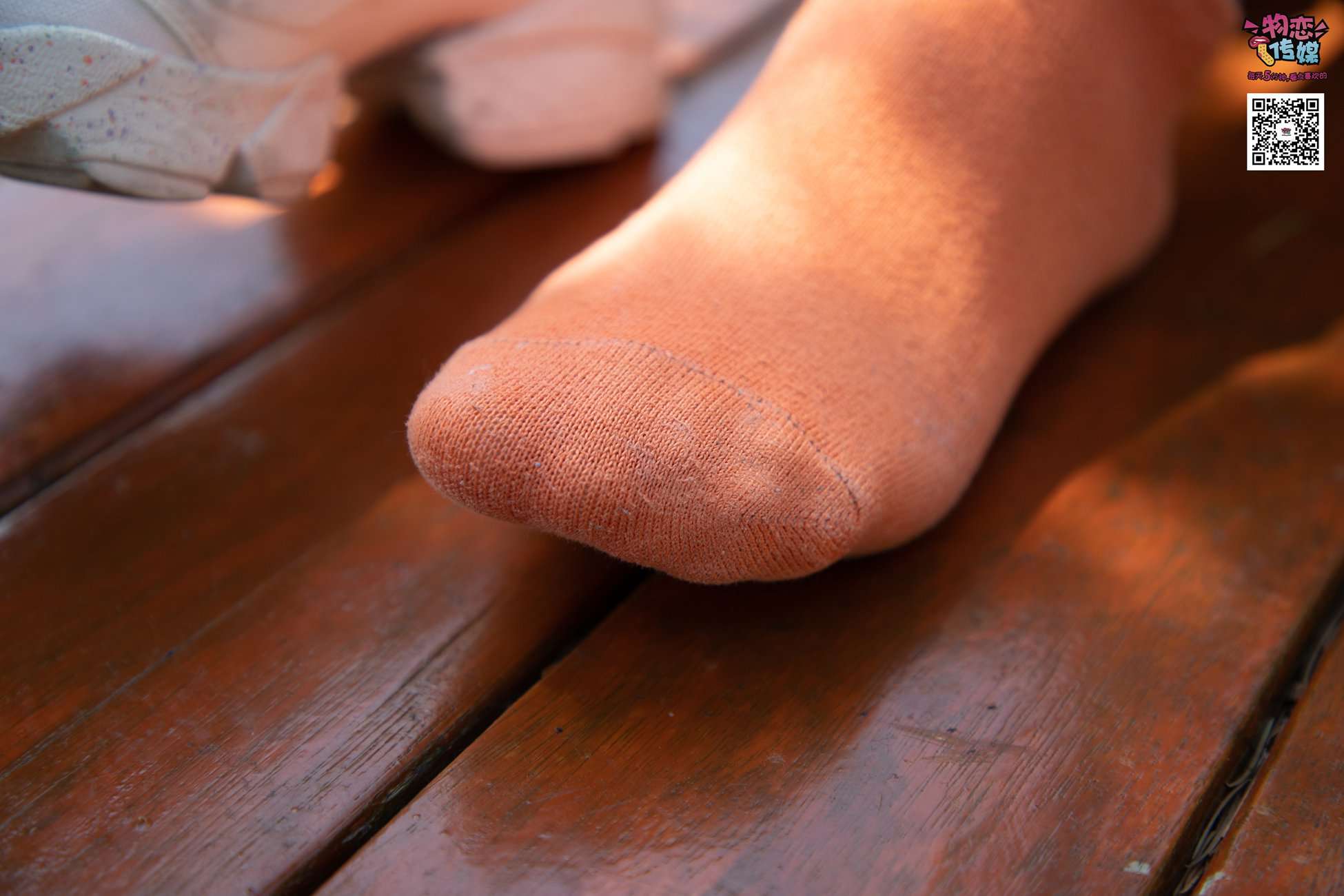 图片[115]-物恋传媒 No.013 气质独特的邻家小妹,粉色小棉袜加白袜哦 [187P] – 速更版-美库