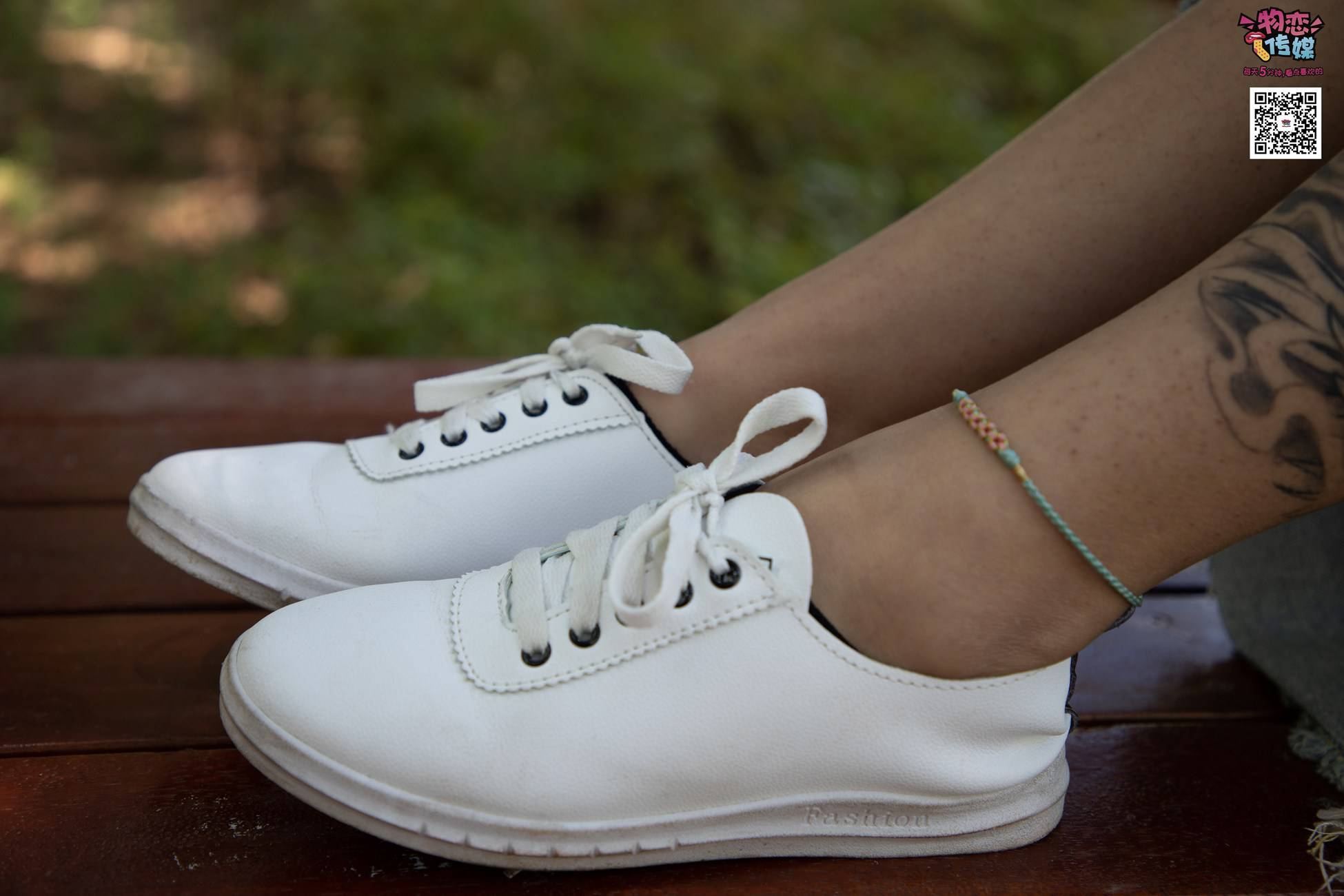 图片[136]-物恋传媒 No.011 纯纯的邻家小妹,小白鞋搭配黑色船袜,清凉一夏 [187P] – 速更版-美库