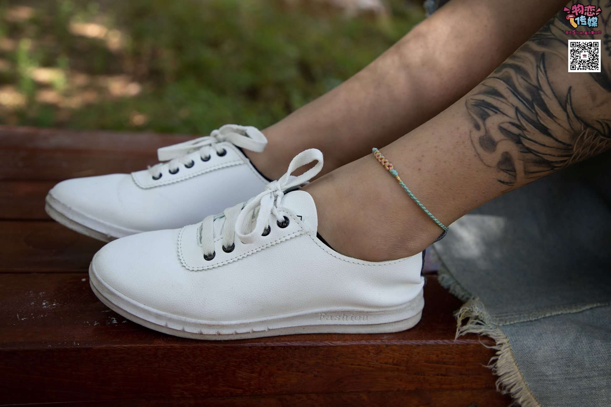 图片[137]-物恋传媒 No.011 纯纯的邻家小妹,小白鞋搭配黑色船袜,清凉一夏 [187P] – 速更版-美库