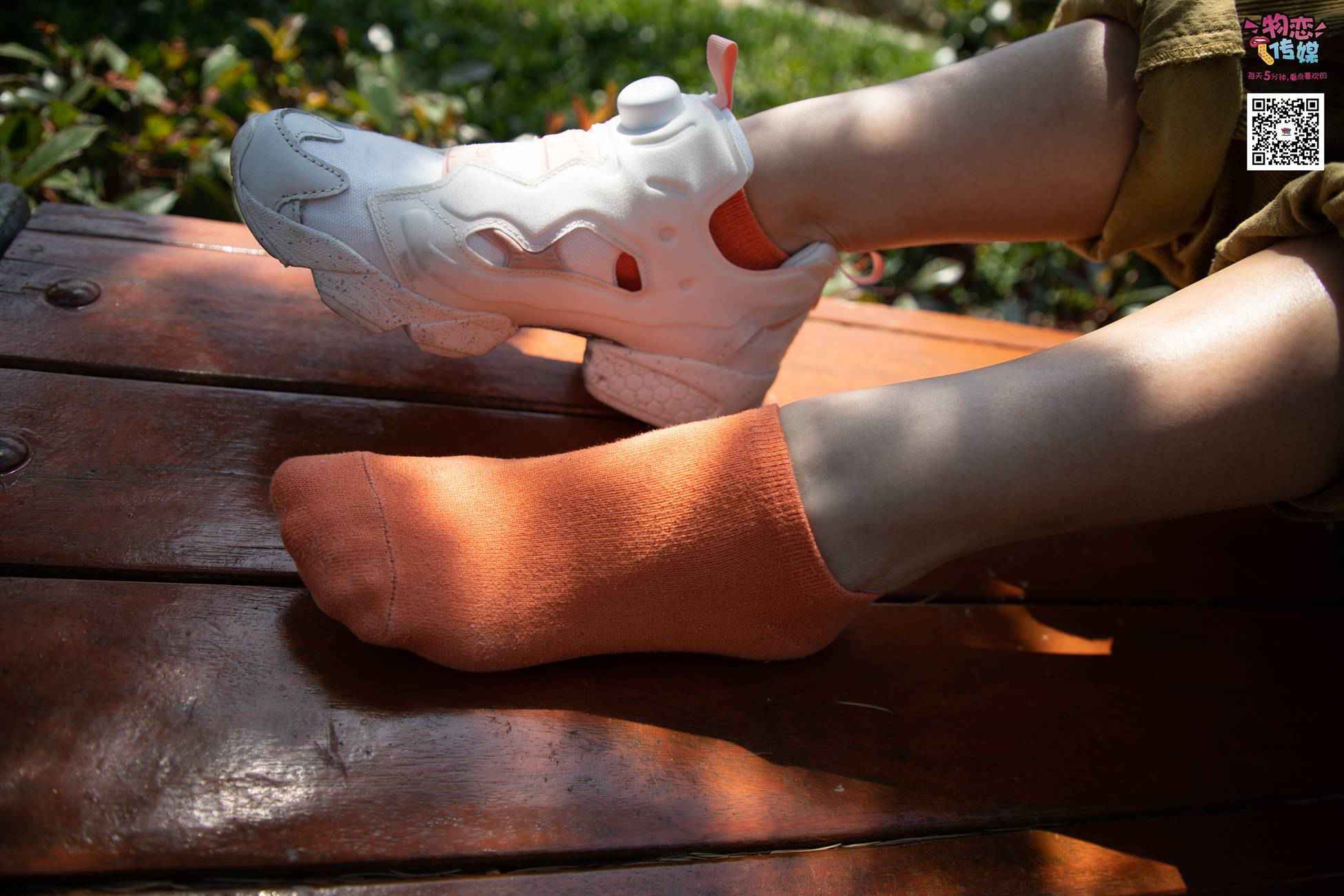 图片[119]-物恋传媒 No.013 气质独特的邻家小妹,粉色小棉袜加白袜哦 [187P] – 速更版-美库