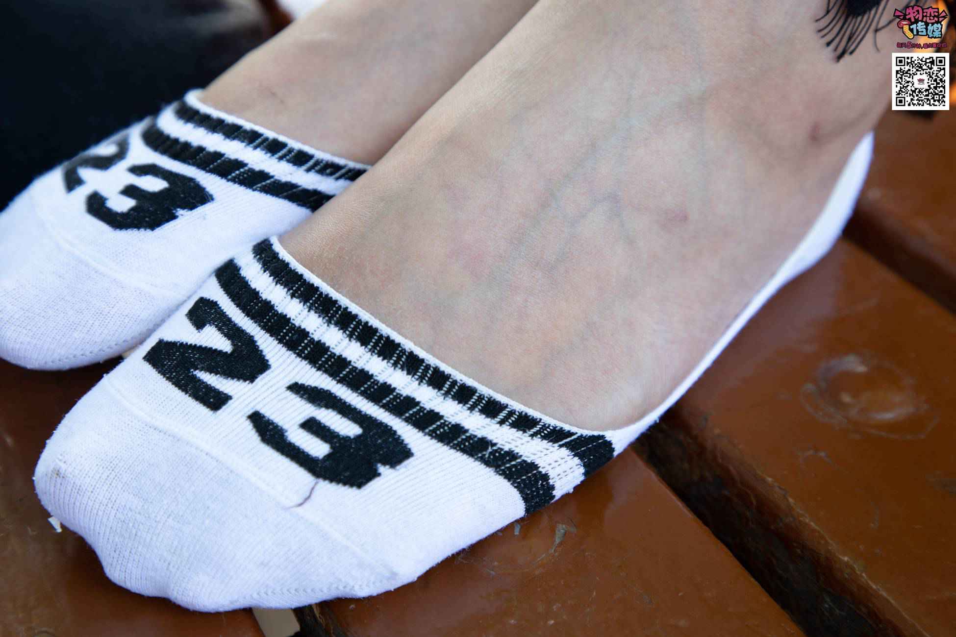 图片[140]-[物恋传媒] NO.010 纯的闺蜜情，纯纯的鞋子与棉袜 [209P] – 速更版-美库