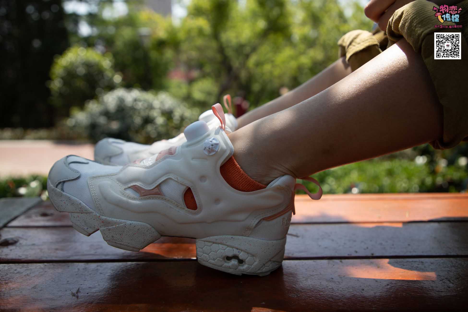 图片[121]-物恋传媒 No.013 气质独特的邻家小妹,粉色小棉袜加白袜哦 [187P] – 速更版-美库