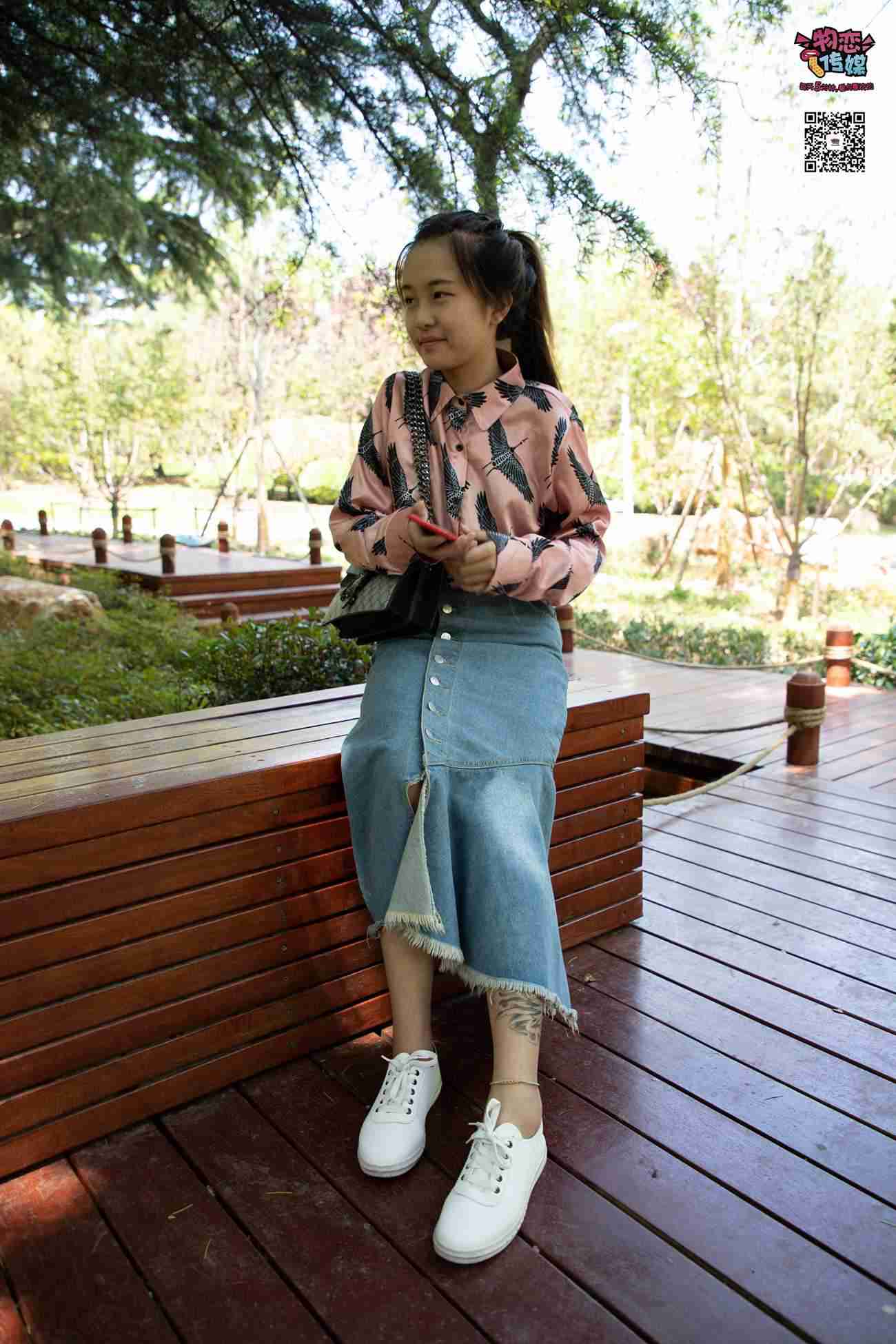 图片[147]-物恋传媒 No.011 纯纯的邻家小妹,小白鞋搭配黑色船袜,清凉一夏 [187P] – 速更版-美库