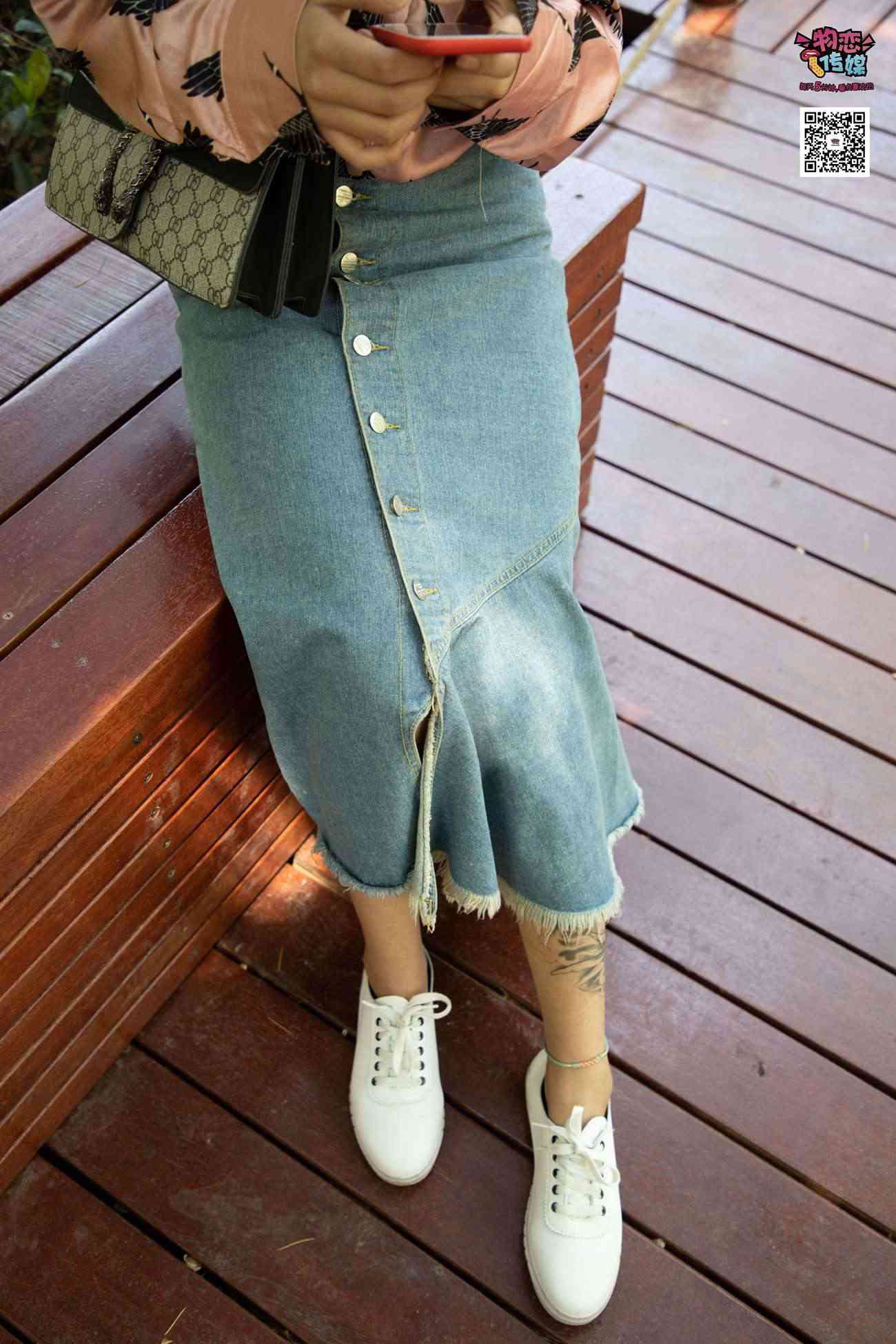 图片[148]-物恋传媒 No.011 纯纯的邻家小妹,小白鞋搭配黑色船袜,清凉一夏 [187P] – 速更版-美库