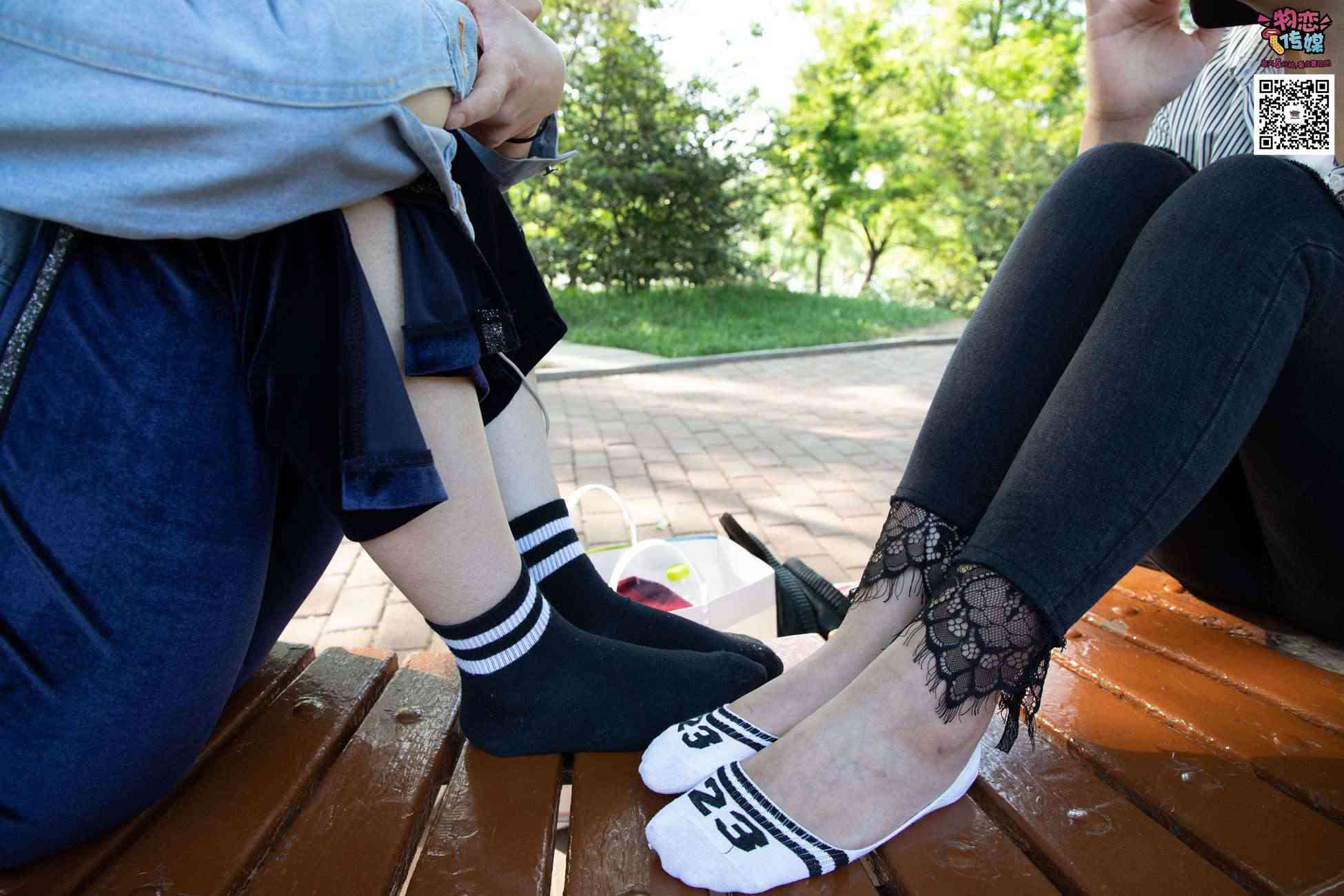 图片[162]-[物恋传媒] NO.010 纯的闺蜜情，纯纯的鞋子与棉袜 [209P] – 速更版-美库
