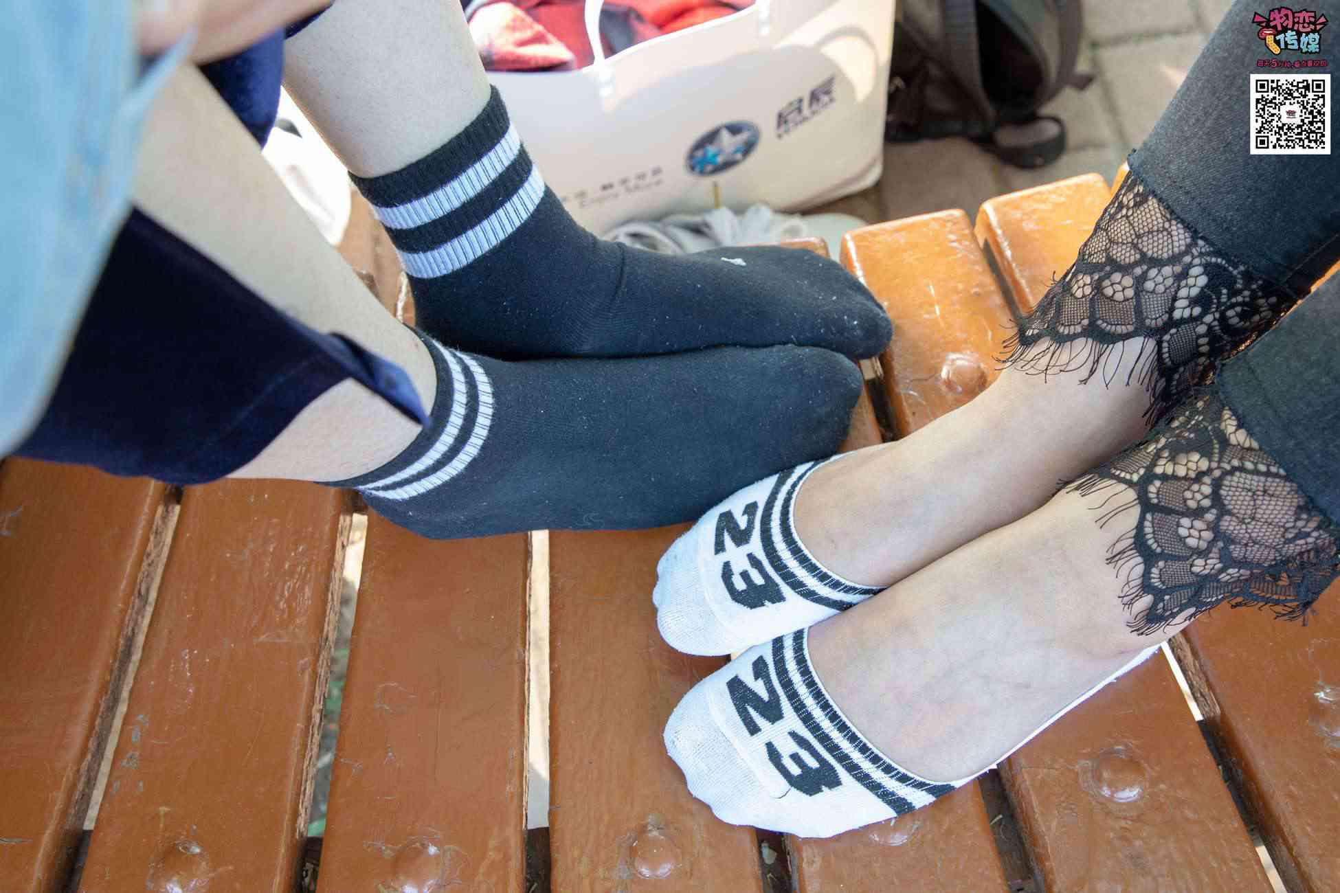 图片[164]-[物恋传媒] NO.010 纯的闺蜜情，纯纯的鞋子与棉袜 [209P] – 速更版-美库