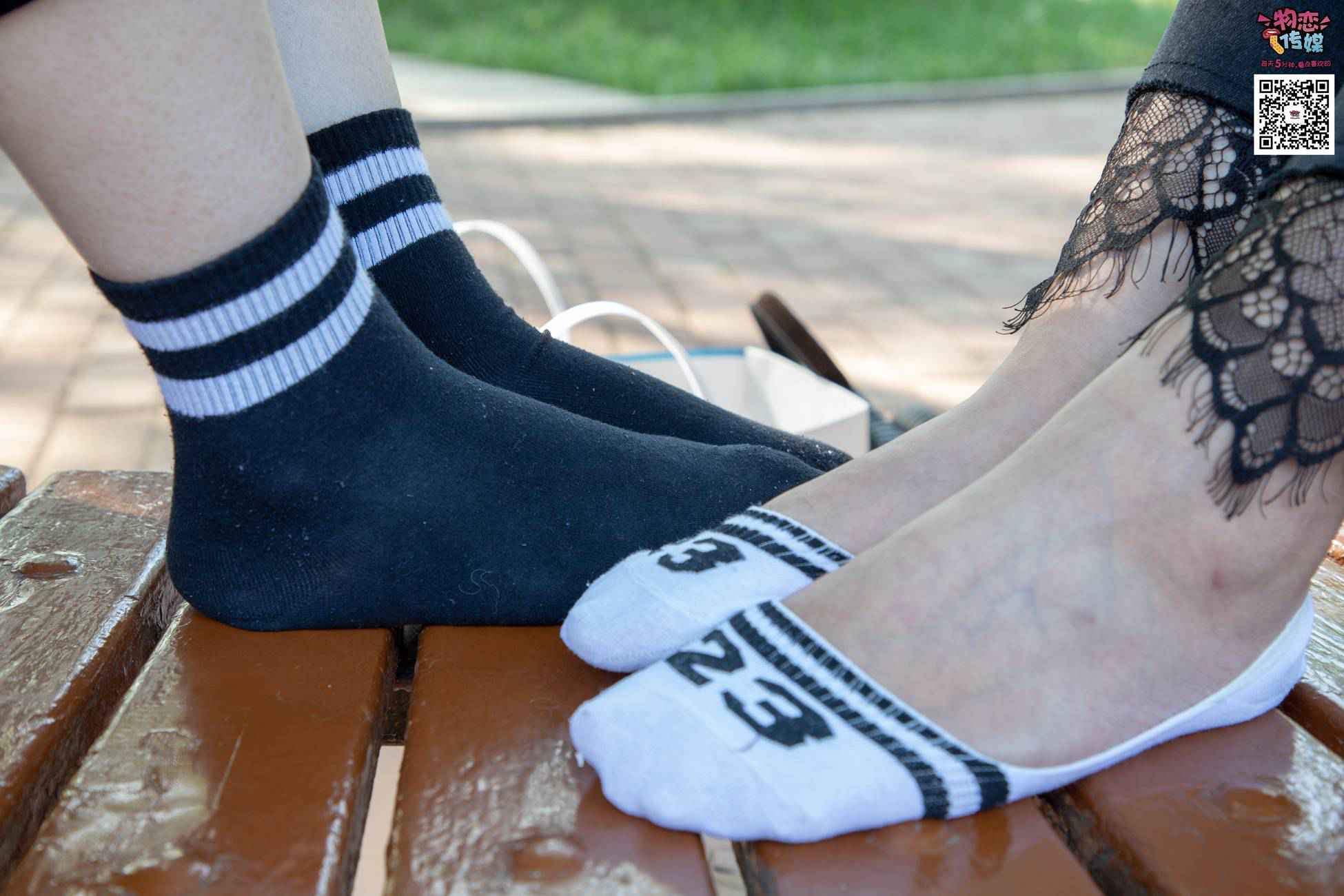 图片[165]-[物恋传媒] NO.010 纯的闺蜜情，纯纯的鞋子与棉袜 [209P] – 速更版-美库