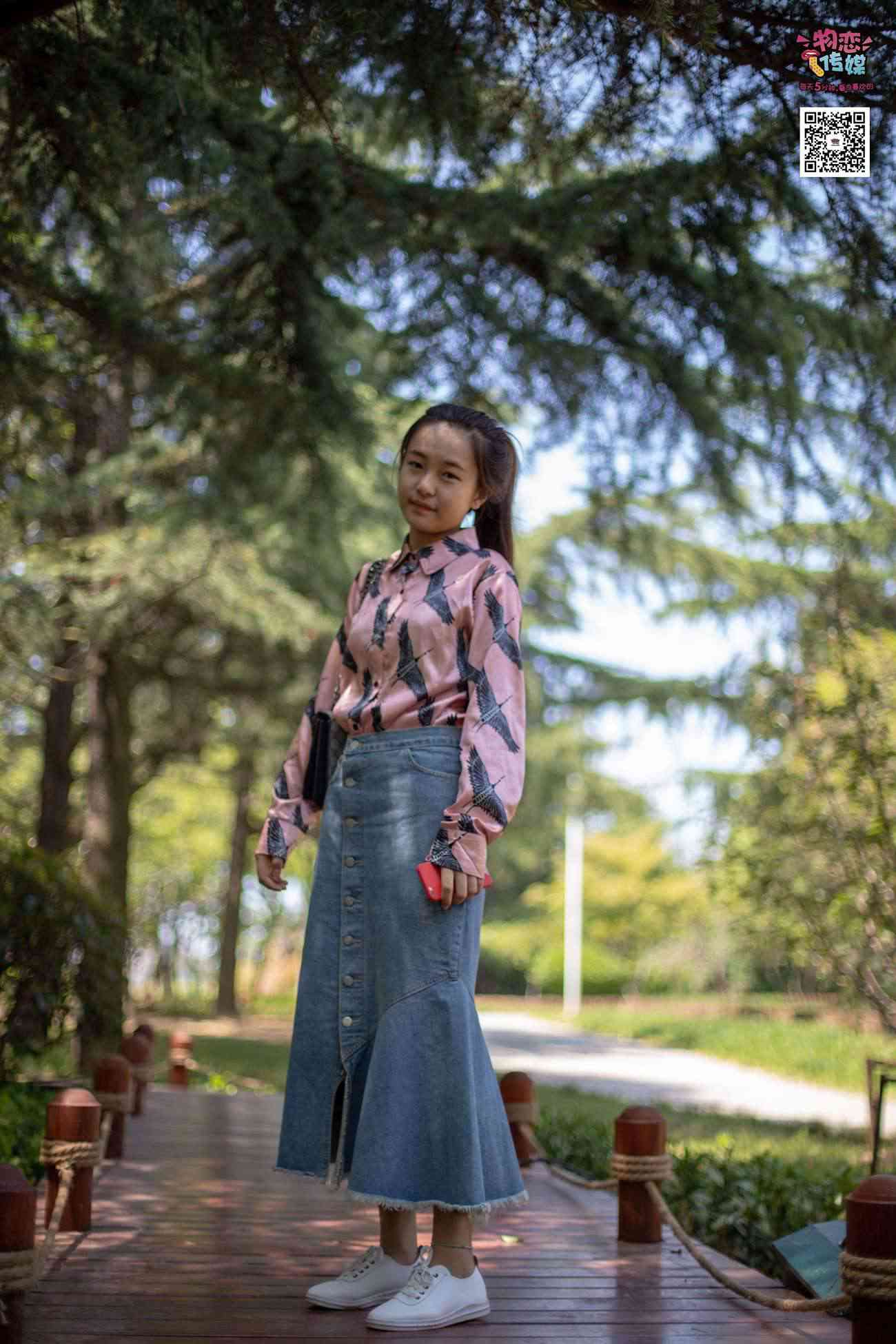 图片[163]-物恋传媒 No.011 纯纯的邻家小妹,小白鞋搭配黑色船袜,清凉一夏 [187P] – 速更版-美库