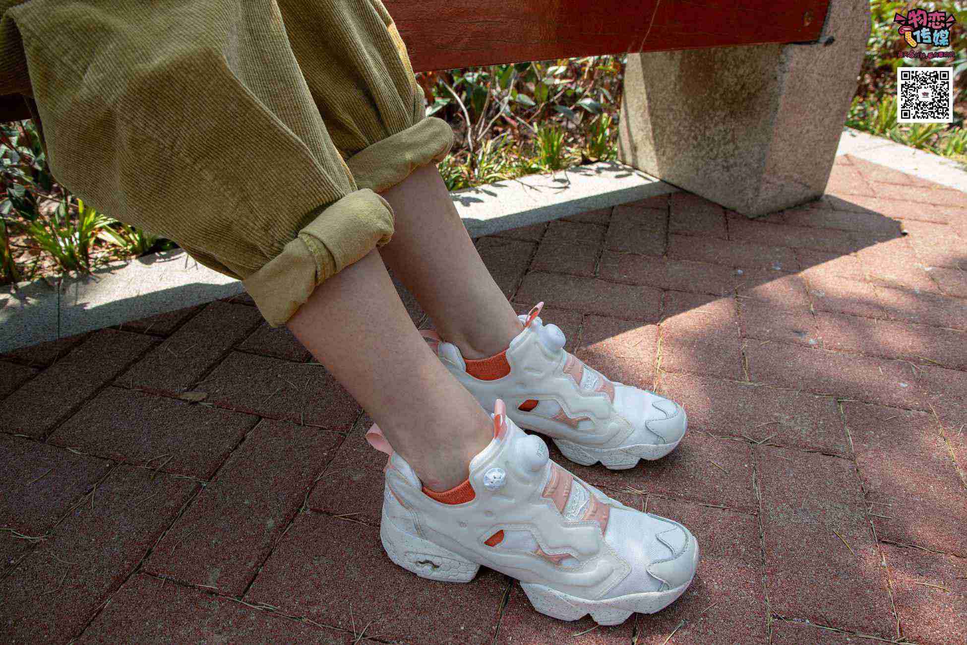 图片[143]-物恋传媒 No.013 气质独特的邻家小妹,粉色小棉袜加白袜哦 [187P] – 速更版-美库