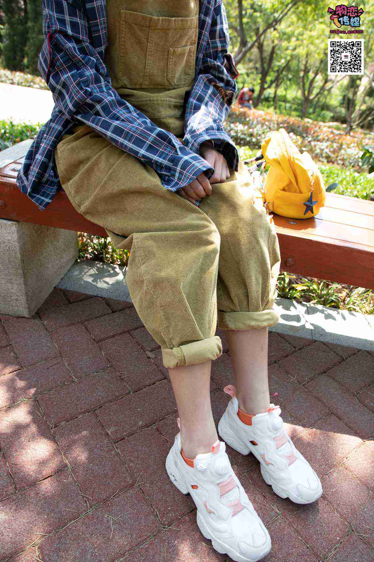 图片[145]-物恋传媒 No.013 气质独特的邻家小妹,粉色小棉袜加白袜哦 [187P] – 速更版-美库