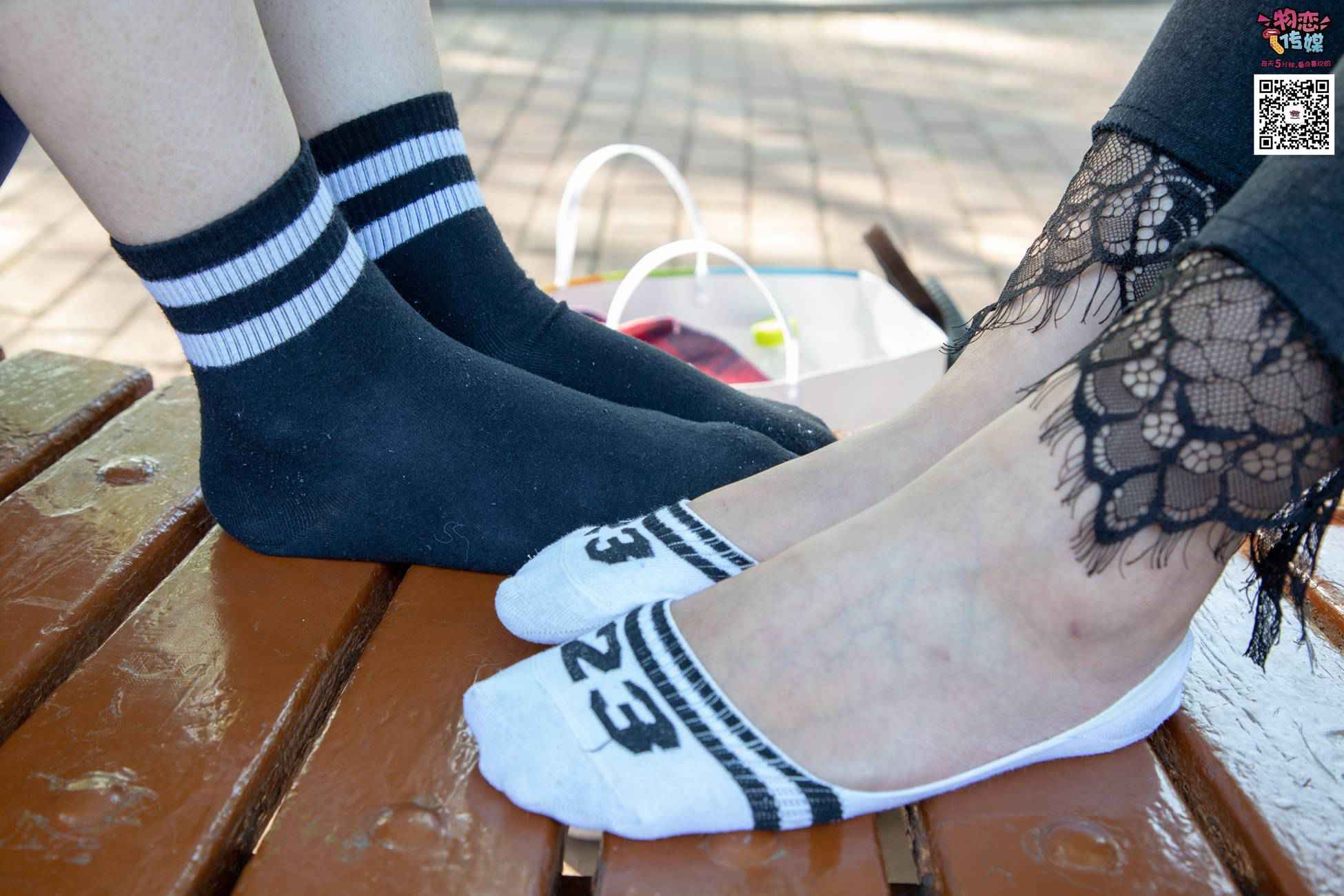 图片[169]-[物恋传媒] NO.010 纯的闺蜜情，纯纯的鞋子与棉袜 [209P] – 速更版-美库