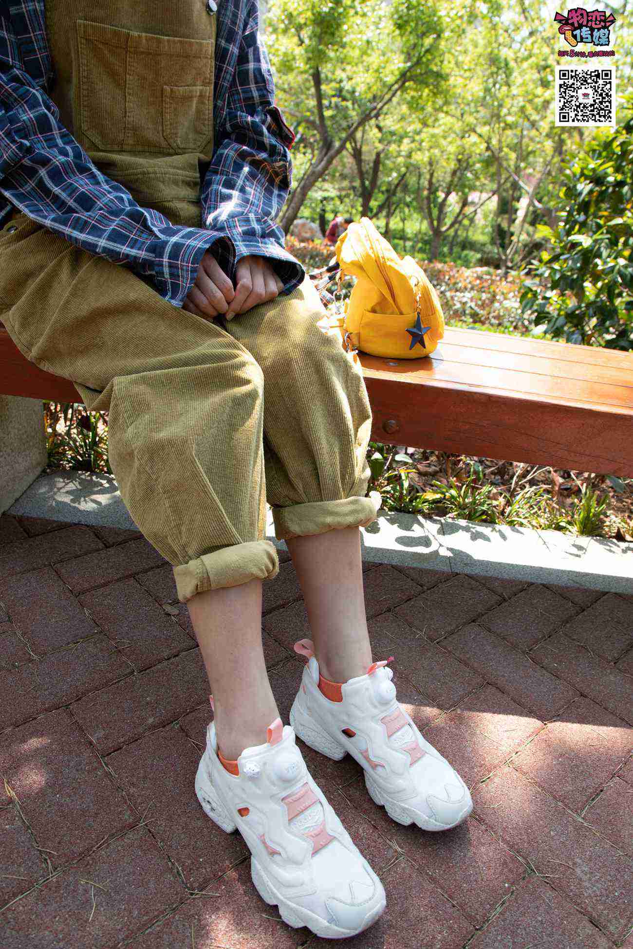 图片[146]-物恋传媒 No.013 气质独特的邻家小妹,粉色小棉袜加白袜哦 [187P] – 速更版-美库