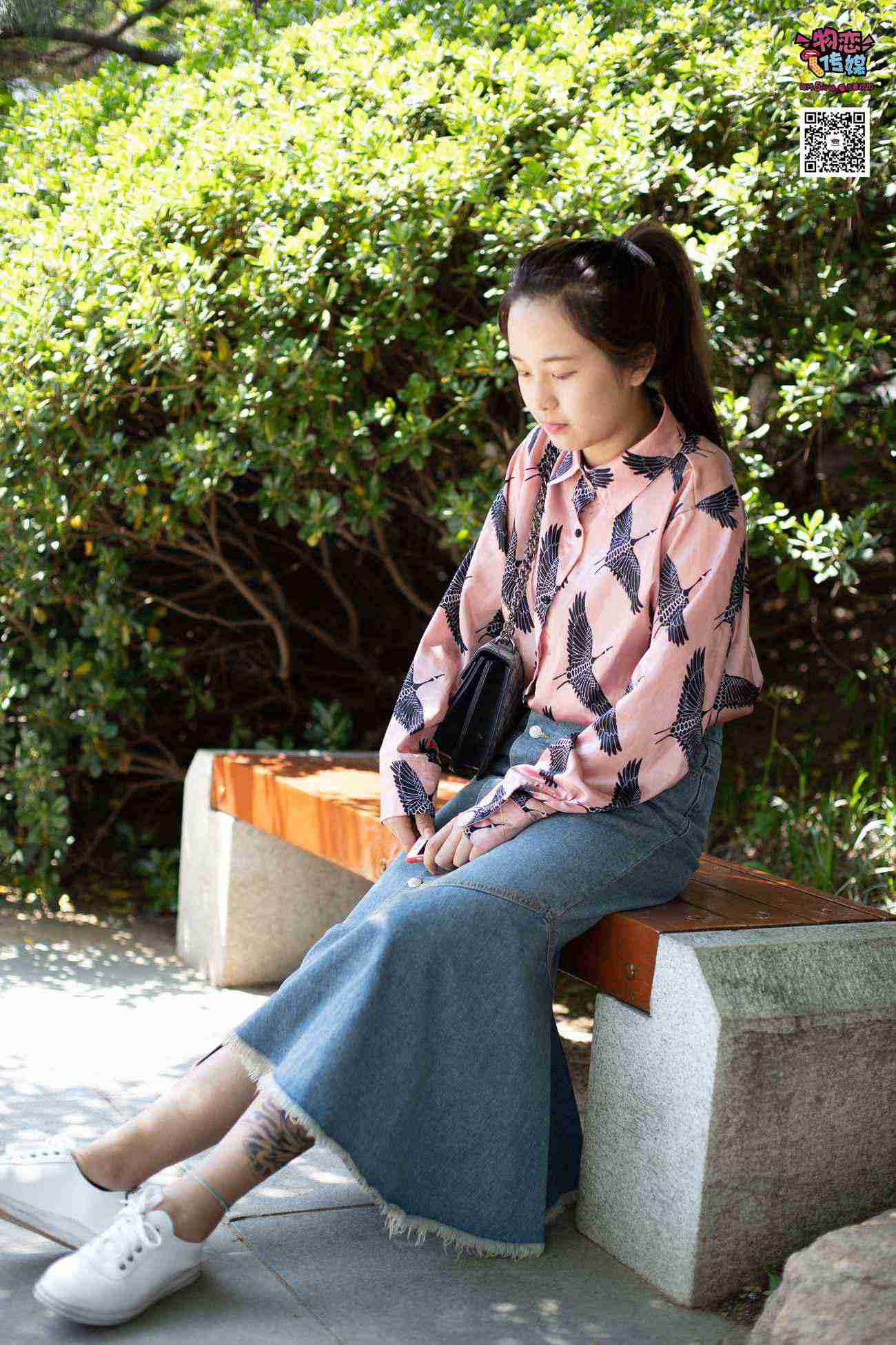 图片[171]-物恋传媒 No.011 纯纯的邻家小妹,小白鞋搭配黑色船袜,清凉一夏 [187P] – 速更版-美库