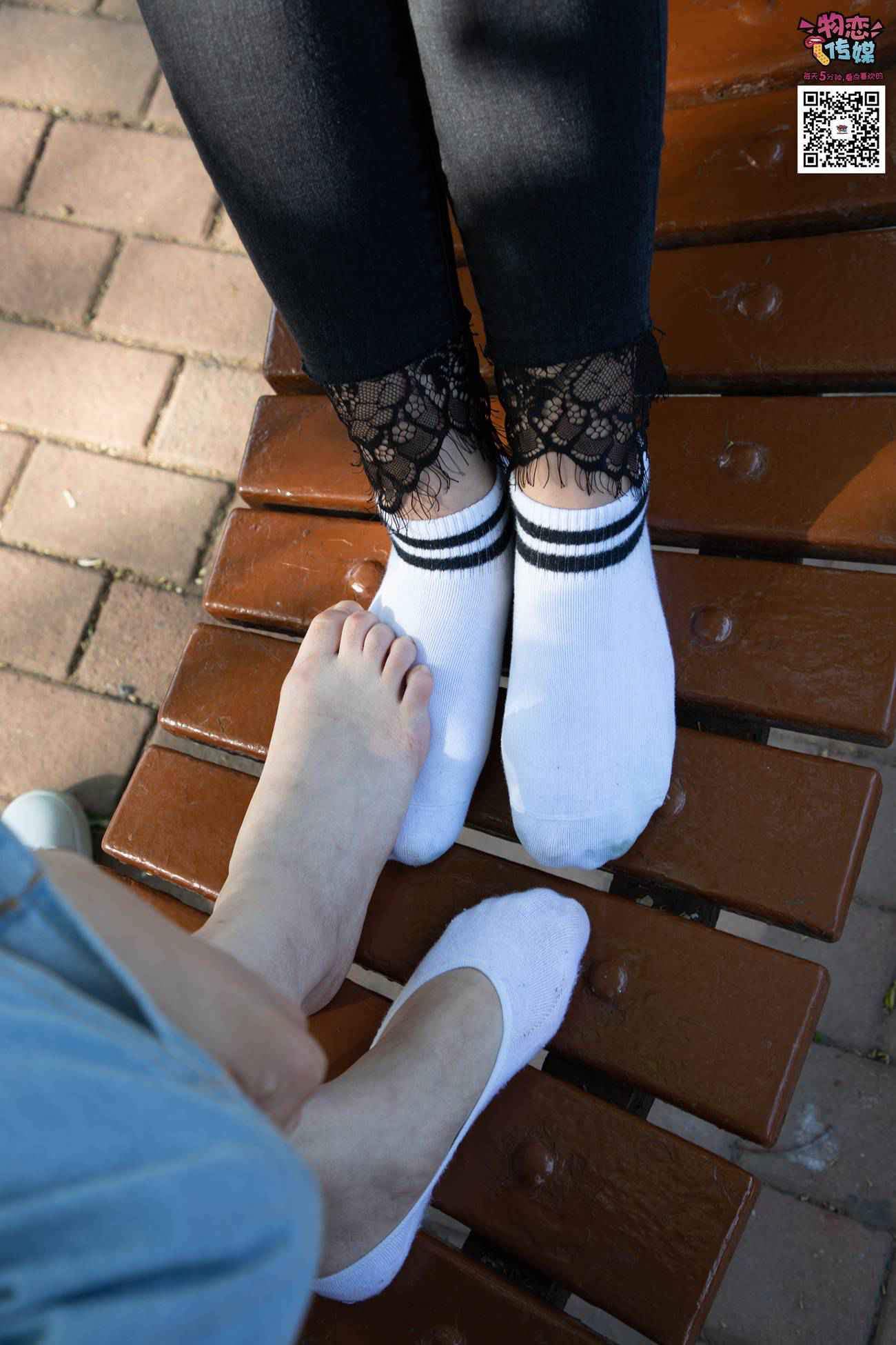图片[186]-[物恋传媒] NO.010 纯的闺蜜情，纯纯的鞋子与棉袜 [209P] – 速更版-美库