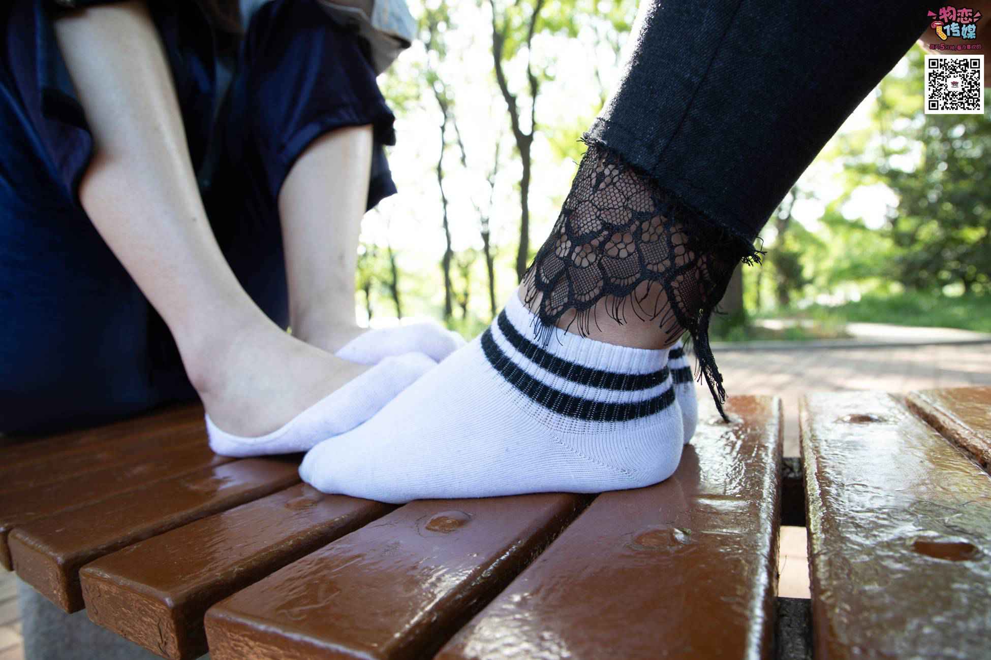 图片[196]-[物恋传媒] NO.010 纯的闺蜜情，纯纯的鞋子与棉袜 [209P] – 速更版-美库