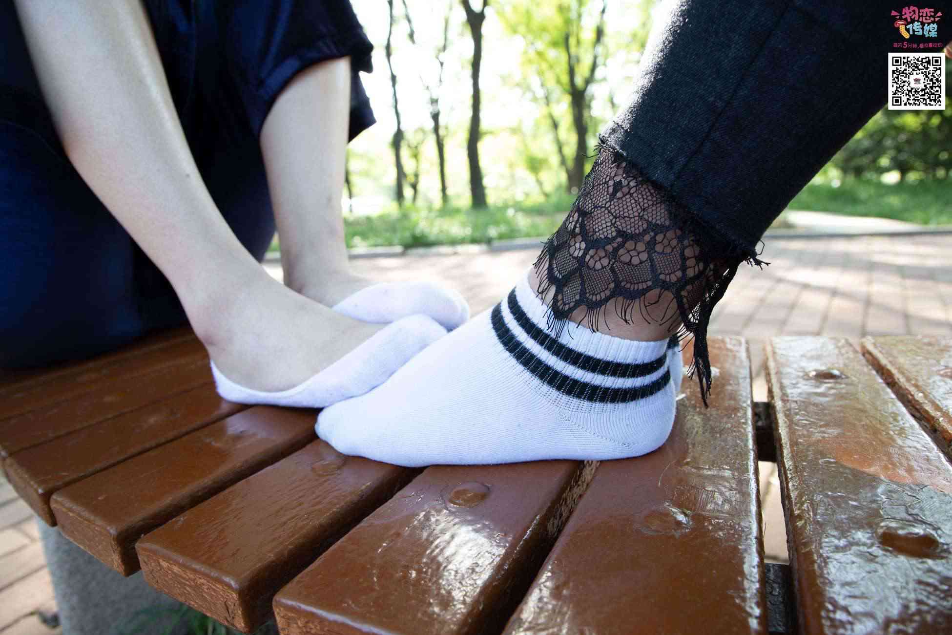 图片[200]-[物恋传媒] NO.010 纯的闺蜜情，纯纯的鞋子与棉袜 [209P] – 速更版-美库
