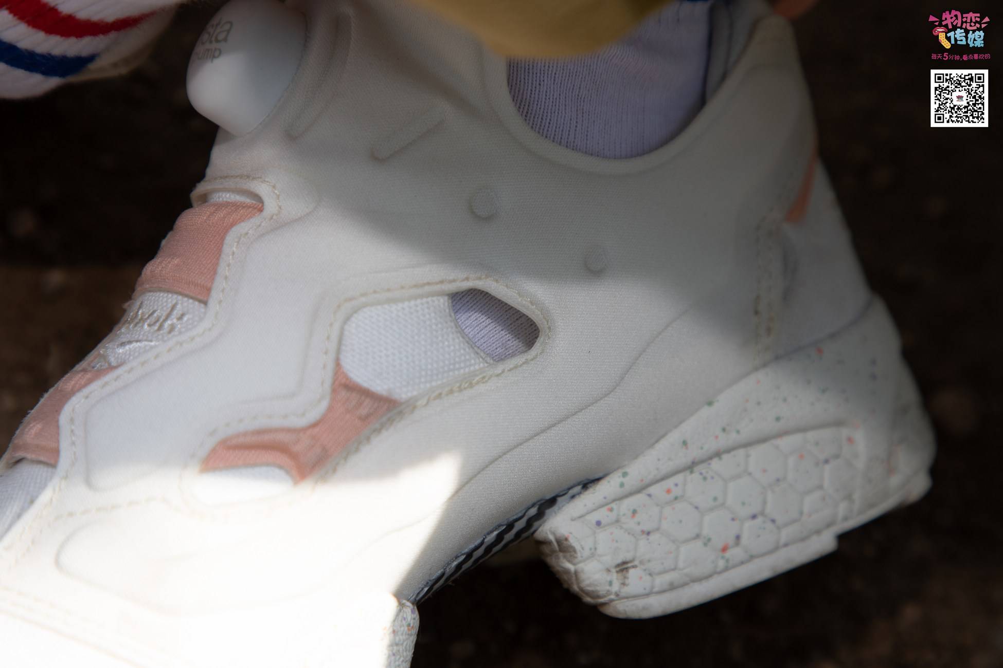 图片[181]-物恋传媒 No.013 气质独特的邻家小妹,粉色小棉袜加白袜哦 [187P] – 速更版-美库