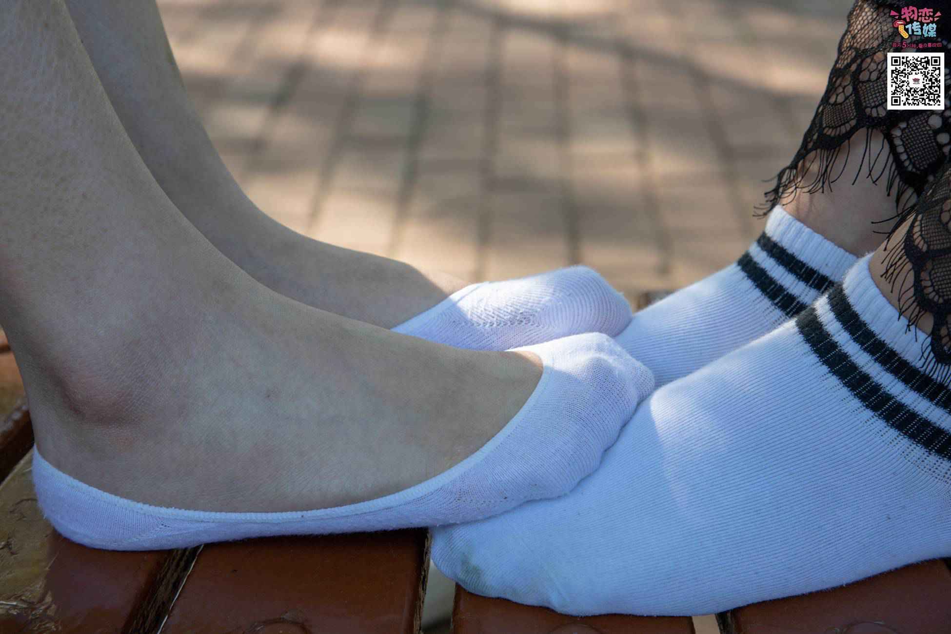 图片[207]-[物恋传媒] NO.010 纯的闺蜜情，纯纯的鞋子与棉袜 [209P] – 速更版-美库