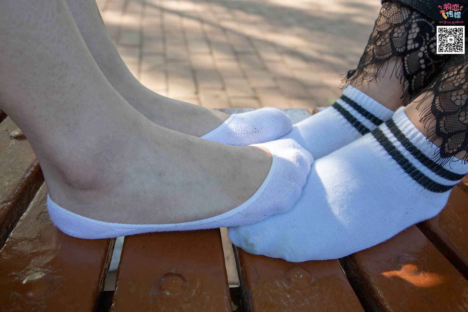 图片[208]-[物恋传媒] NO.010 纯的闺蜜情，纯纯的鞋子与棉袜 [209P] – 速更版-美库