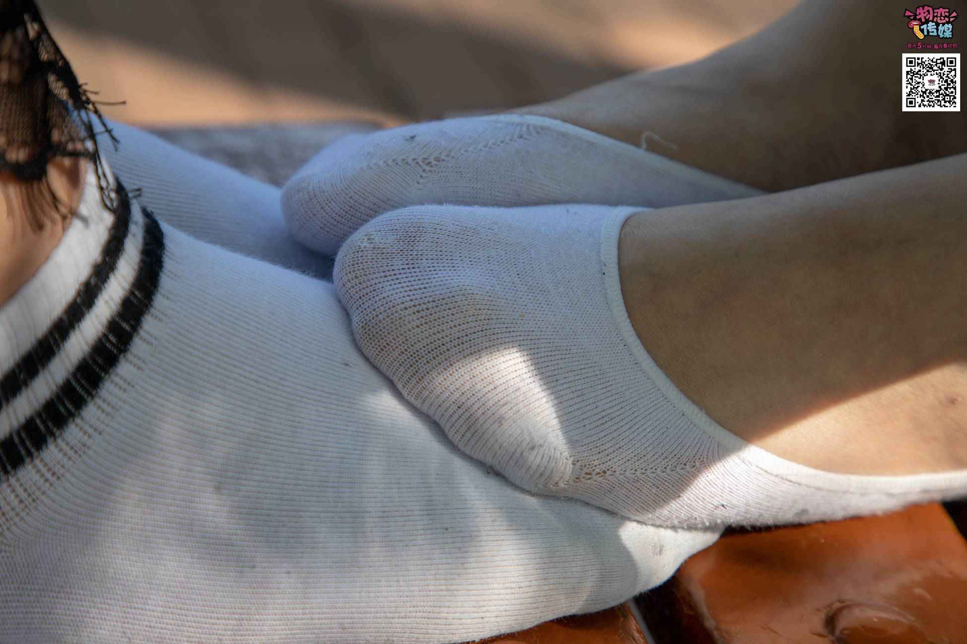 图片[209]-[物恋传媒] NO.010 纯的闺蜜情，纯纯的鞋子与棉袜 [209P] – 速更版-美库