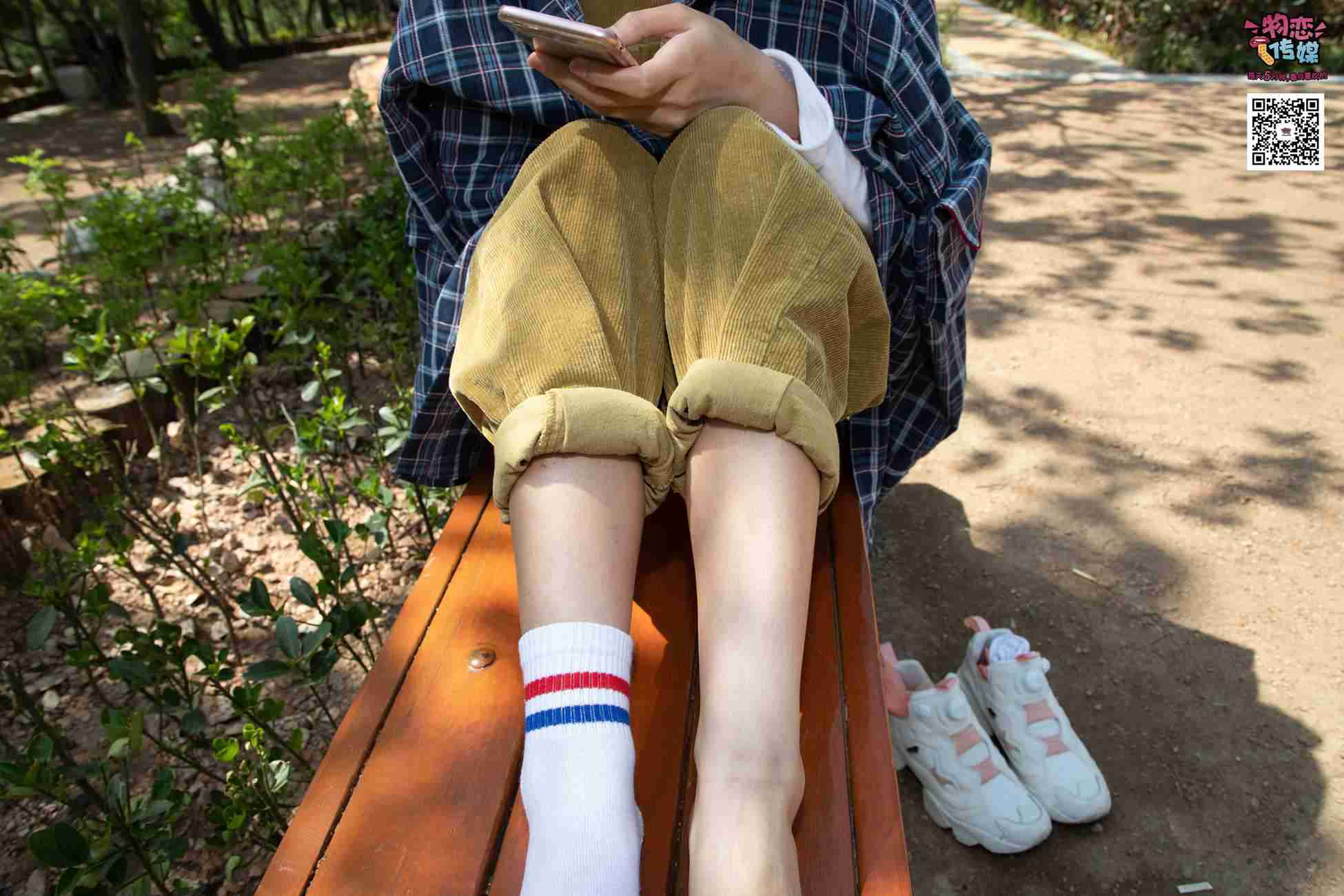 图片[188]-物恋传媒 No.013 气质独特的邻家小妹,粉色小棉袜加白袜哦 [187P] – 速更版-美库