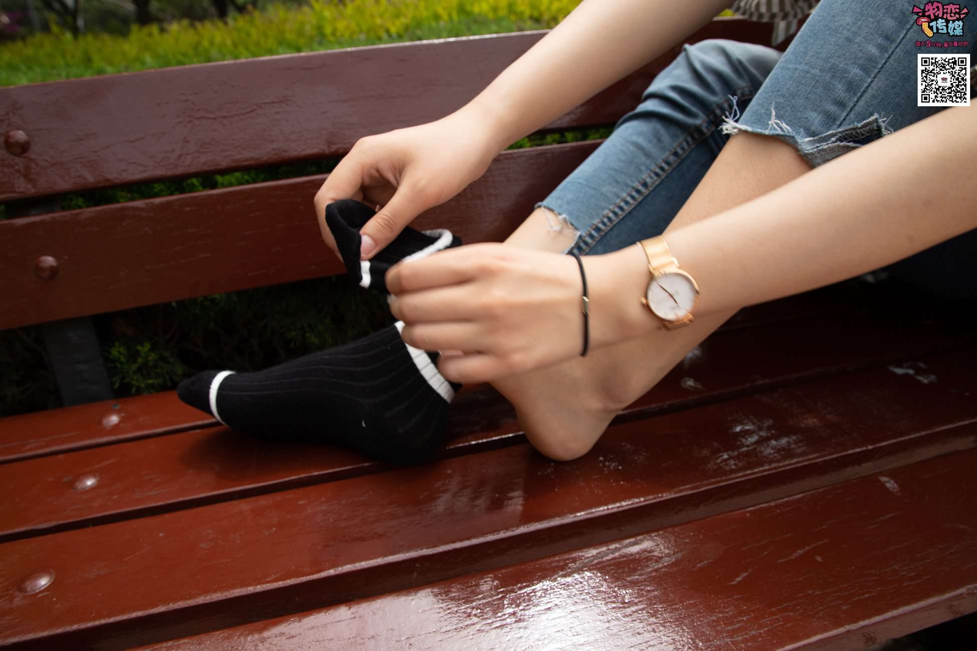 图片[13]-物恋传媒 No.014 高冷风格的大一小姐姐哦,小白鞋搭配粉色船袜 [237P] – 速更版-美库