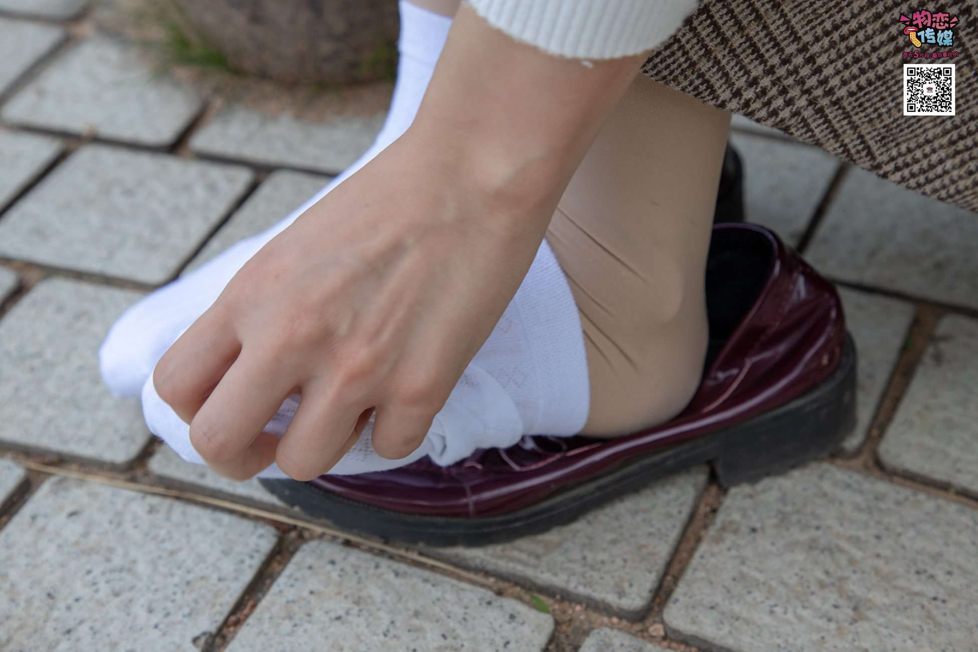 图片[11]-[物恋传媒] NO.015 书香气质女生，肉丝搭配白棉袜 [192P] – 速更版-美库