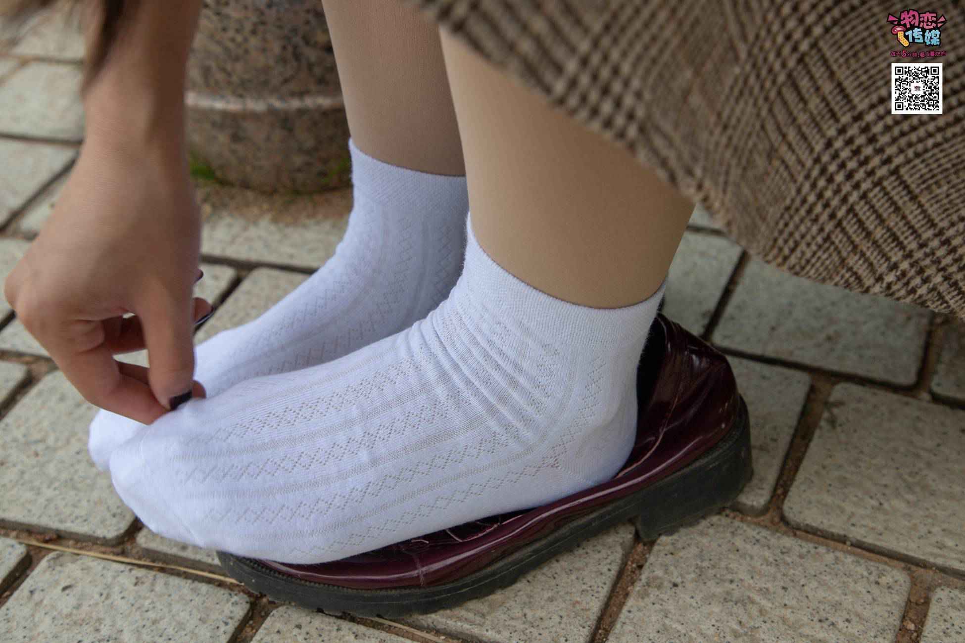 图片[17]-[物恋传媒] NO.015 书香气质女生，肉丝搭配白棉袜 [192P] – 速更版-美库