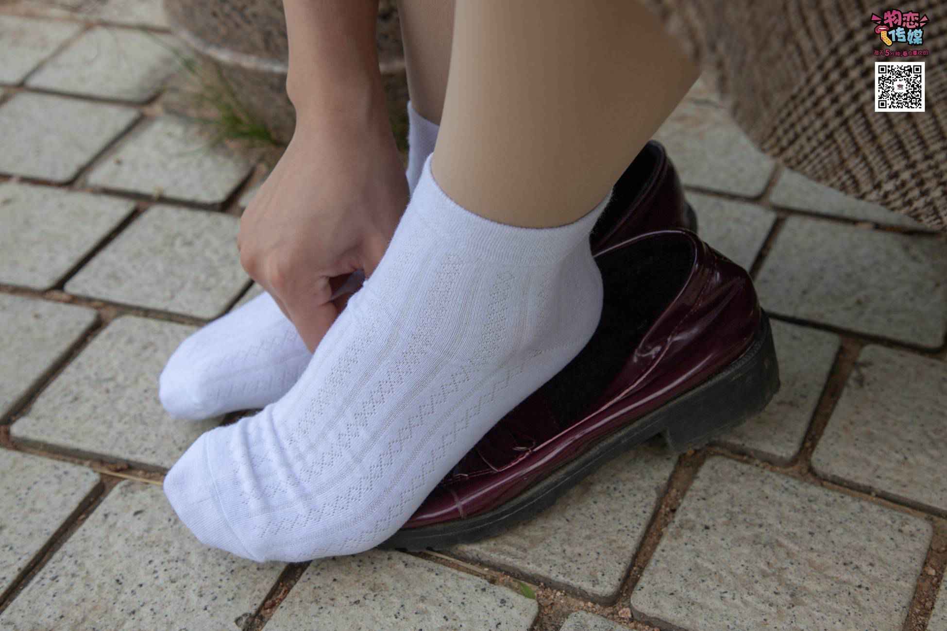 图片[18]-[物恋传媒] NO.015 书香气质女生，肉丝搭配白棉袜 [192P] – 速更版-美库