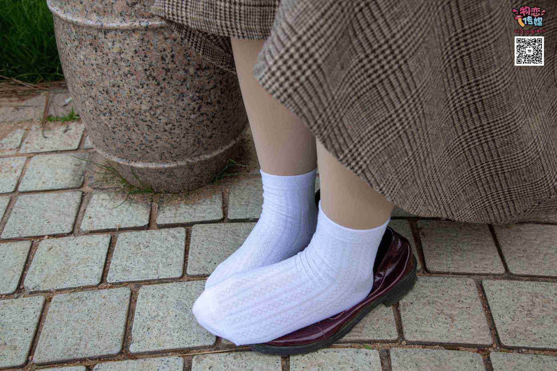 图片[24]-[物恋传媒] NO.015 书香气质女生，肉丝搭配白棉袜 [192P] – 速更版-美库