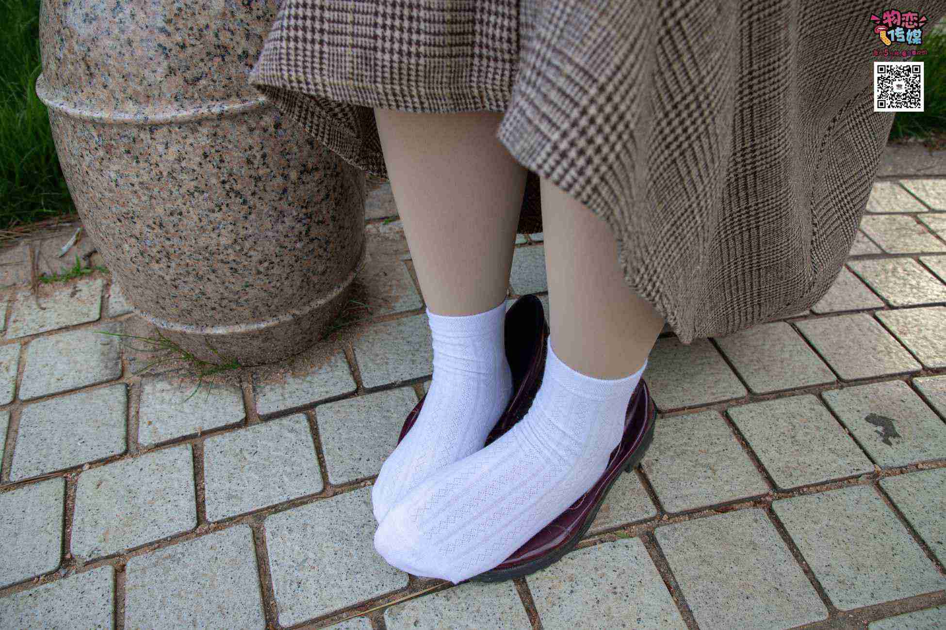 图片[26]-[物恋传媒] NO.015 书香气质女生，肉丝搭配白棉袜 [192P] – 速更版-美库