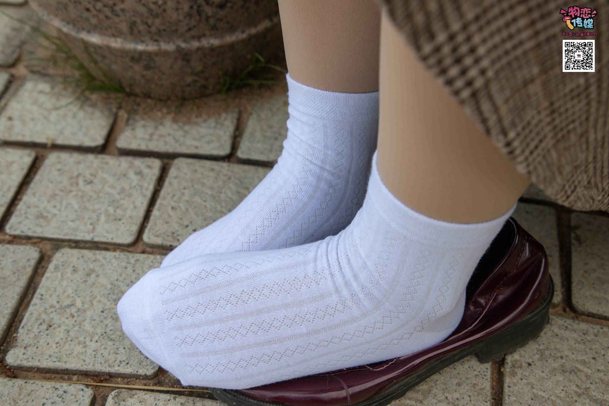 图片[31]-[物恋传媒] NO.015 书香气质女生，肉丝搭配白棉袜 [192P] – 速更版-美库