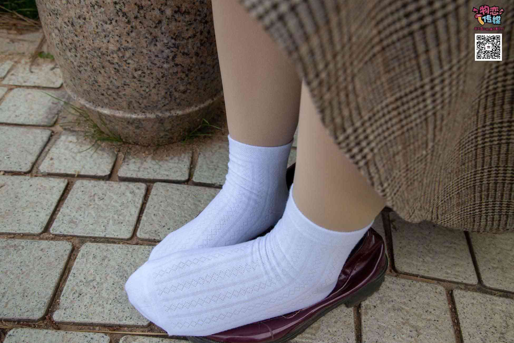 图片[32]-[物恋传媒] NO.015 书香气质女生，肉丝搭配白棉袜 [192P] – 速更版-美库