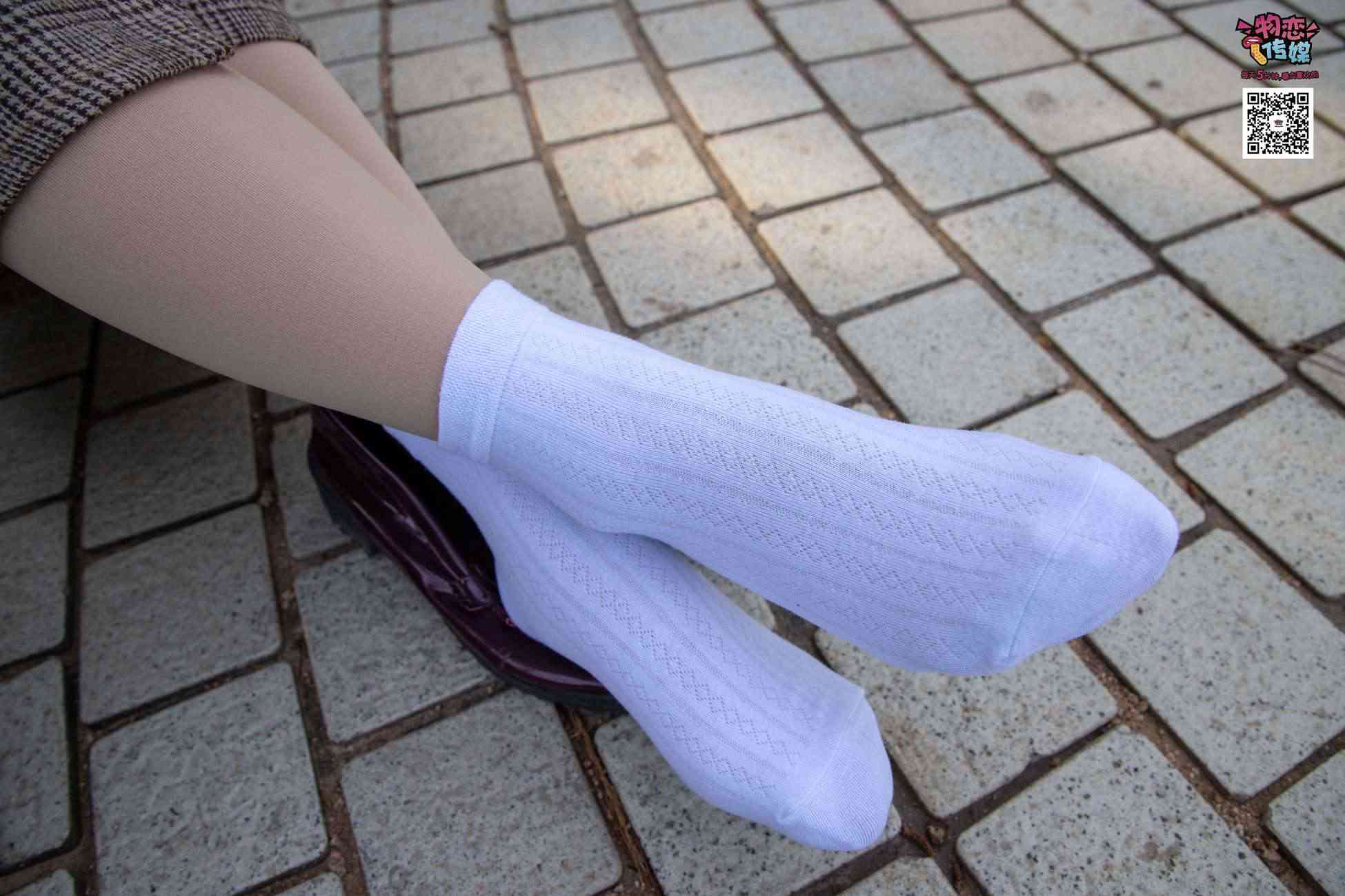 图片[36]-[物恋传媒] NO.015 书香气质女生，肉丝搭配白棉袜 [192P] – 速更版-美库