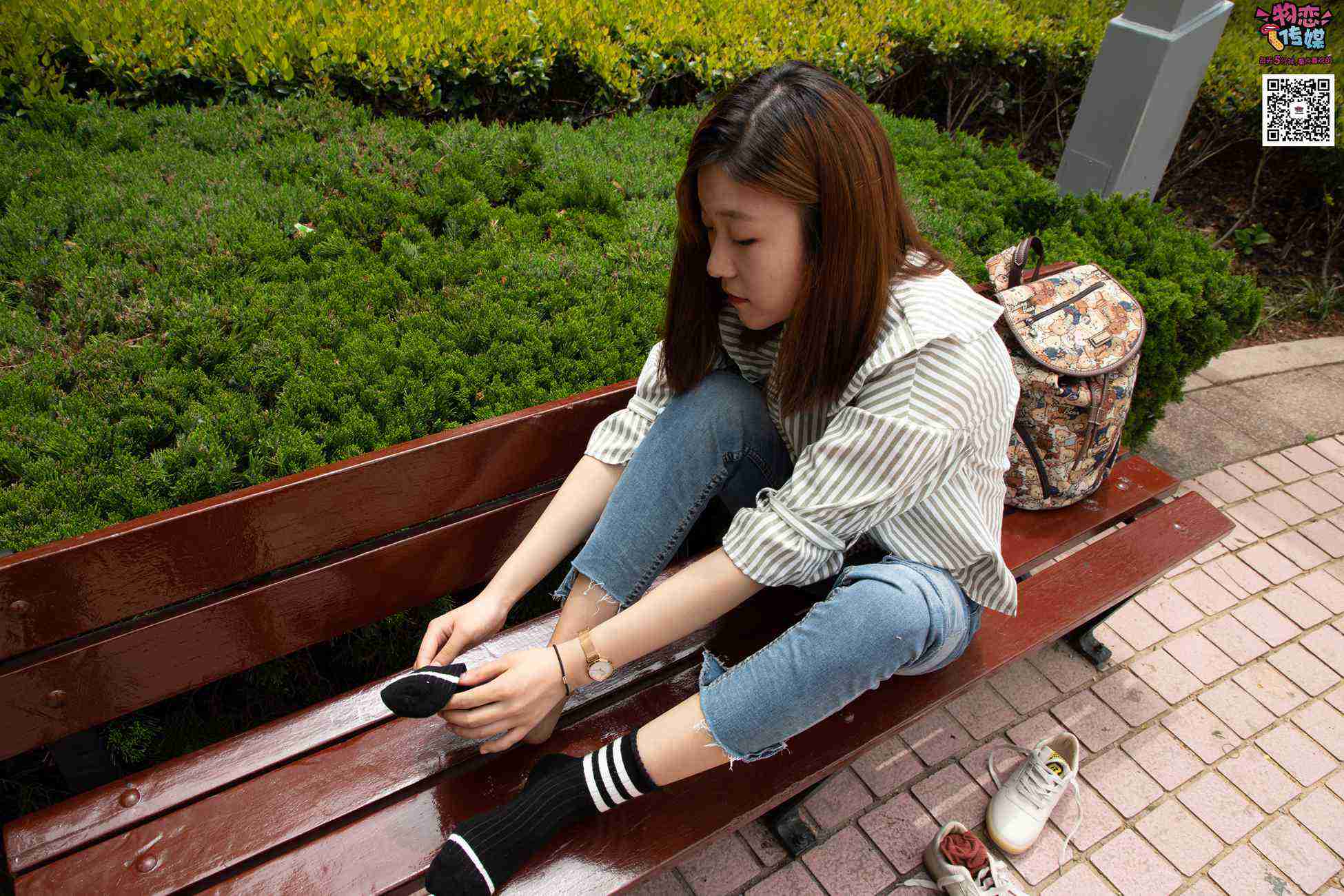 图片[54]-物恋传媒 No.014 高冷风格的大一小姐姐哦,小白鞋搭配粉色船袜 [237P] – 速更版-美库