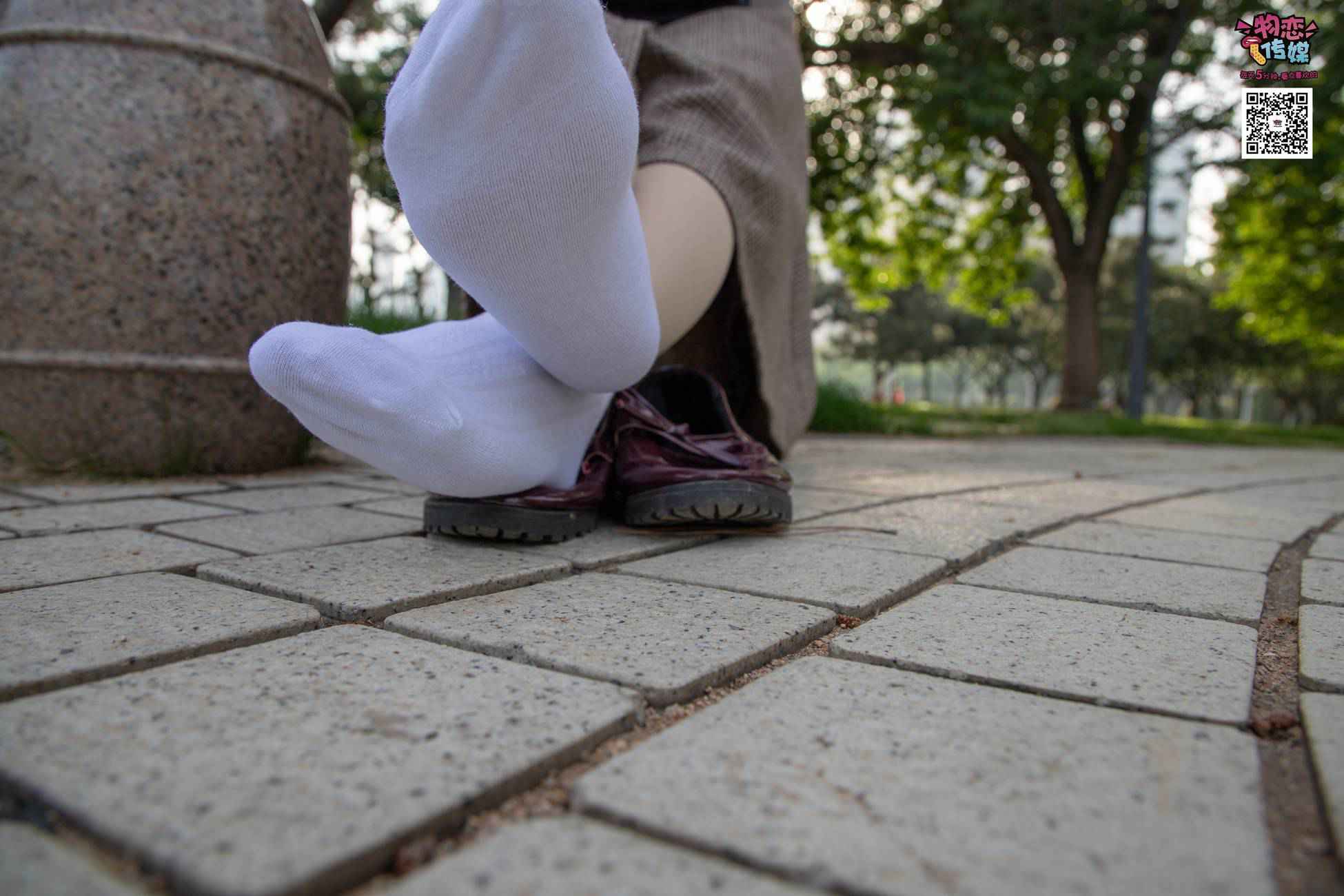 图片[42]-[物恋传媒] NO.015 书香气质女生，肉丝搭配白棉袜 [192P] – 速更版-美库