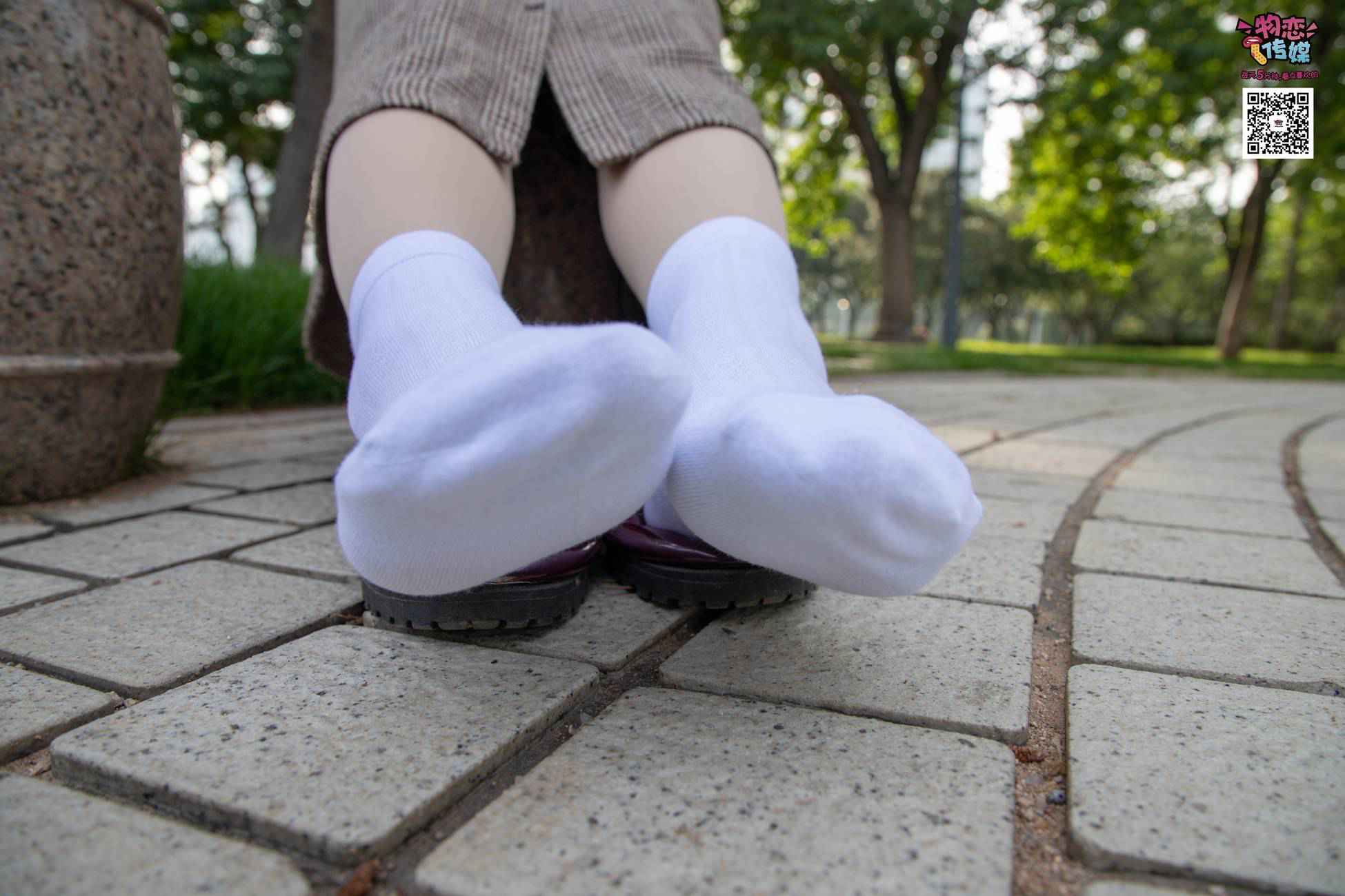 图片[44]-[物恋传媒] NO.015 书香气质女生，肉丝搭配白棉袜 [192P] – 速更版-美库