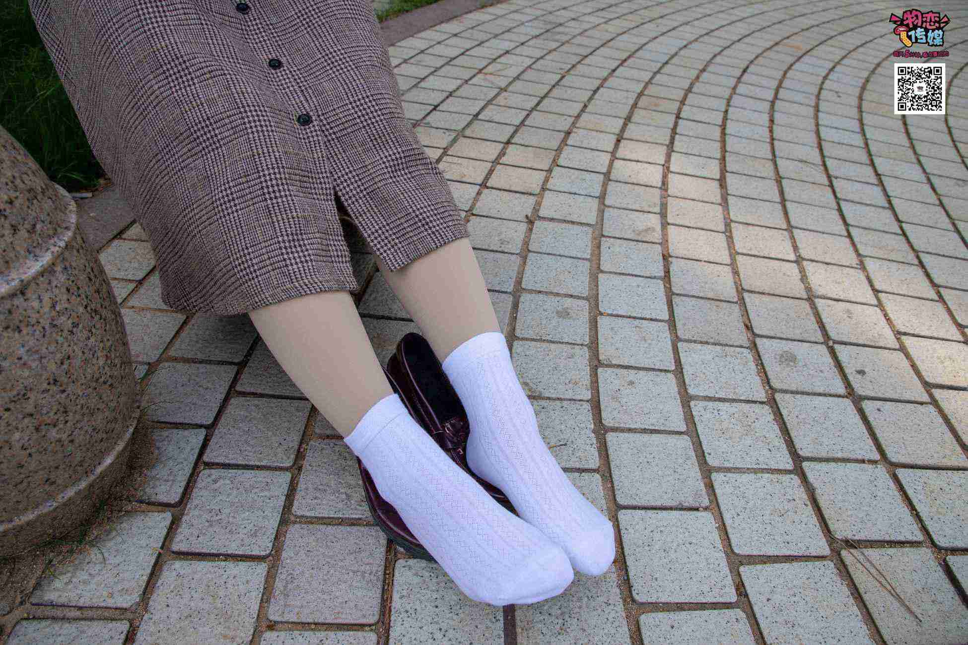 图片[51]-[物恋传媒] NO.015 书香气质女生，肉丝搭配白棉袜 [192P] – 速更版-美库