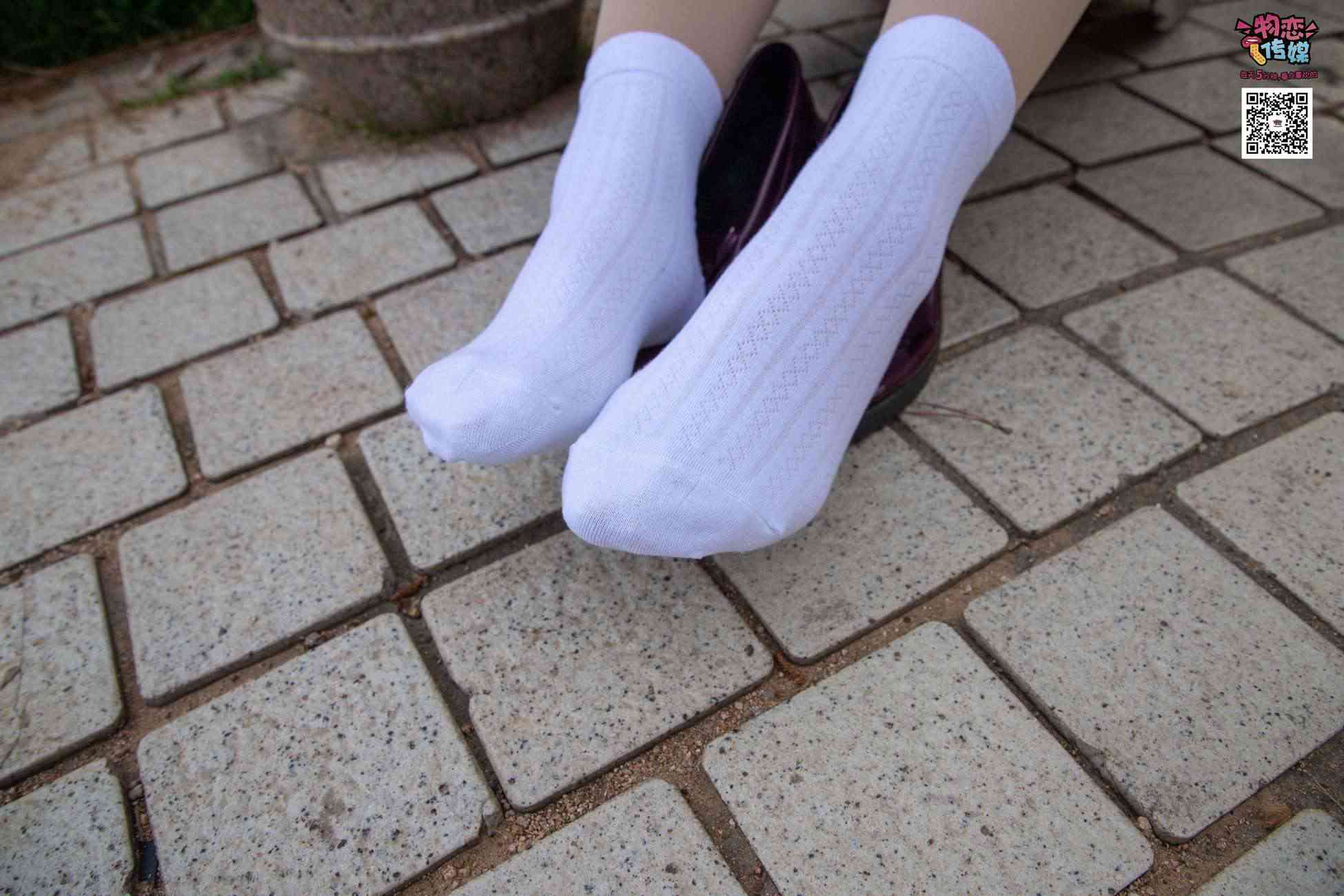 图片[53]-[物恋传媒] NO.015 书香气质女生，肉丝搭配白棉袜 [192P] – 速更版-美库