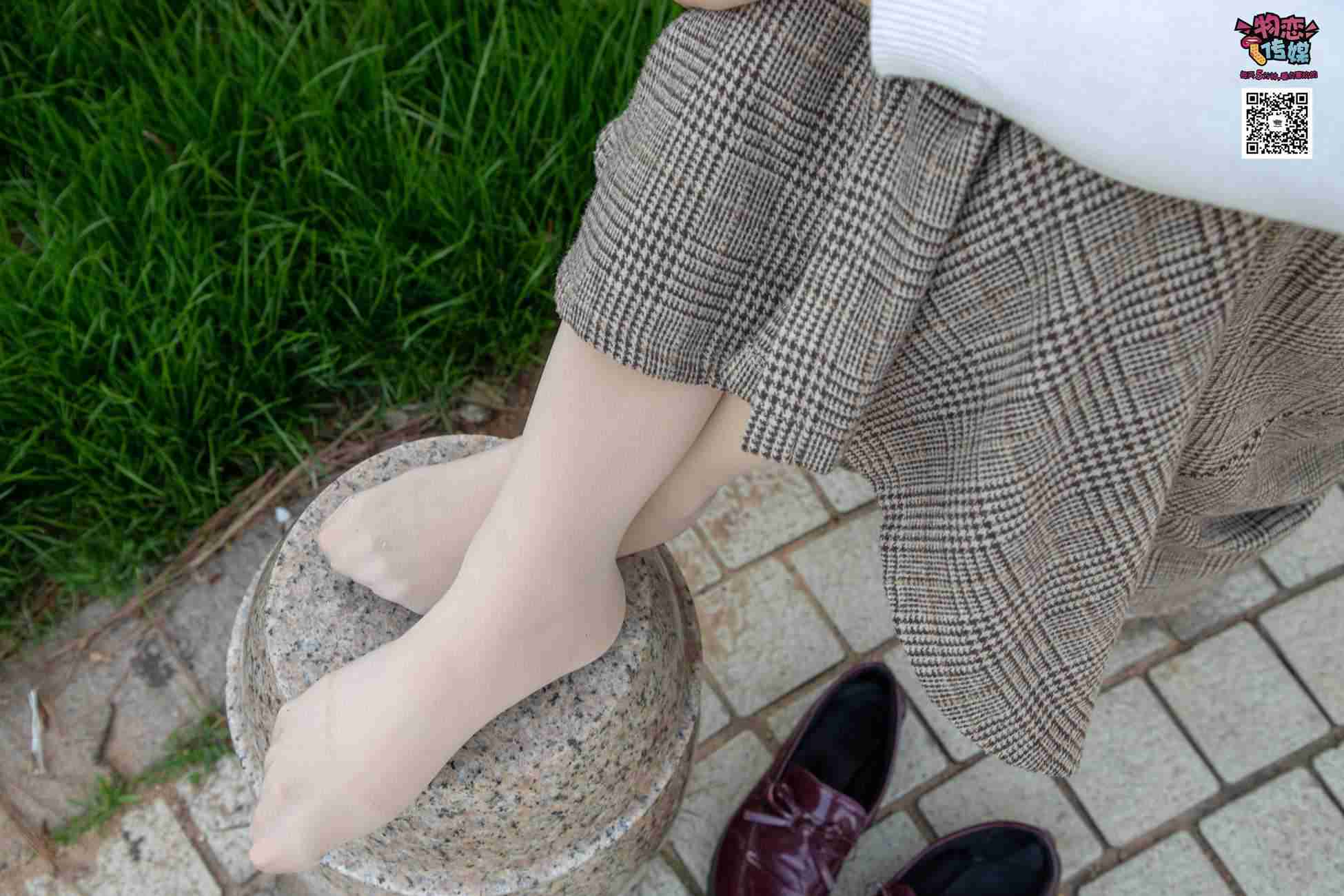图片[60]-[物恋传媒] NO.015 书香气质女生，肉丝搭配白棉袜 [192P] – 速更版-美库