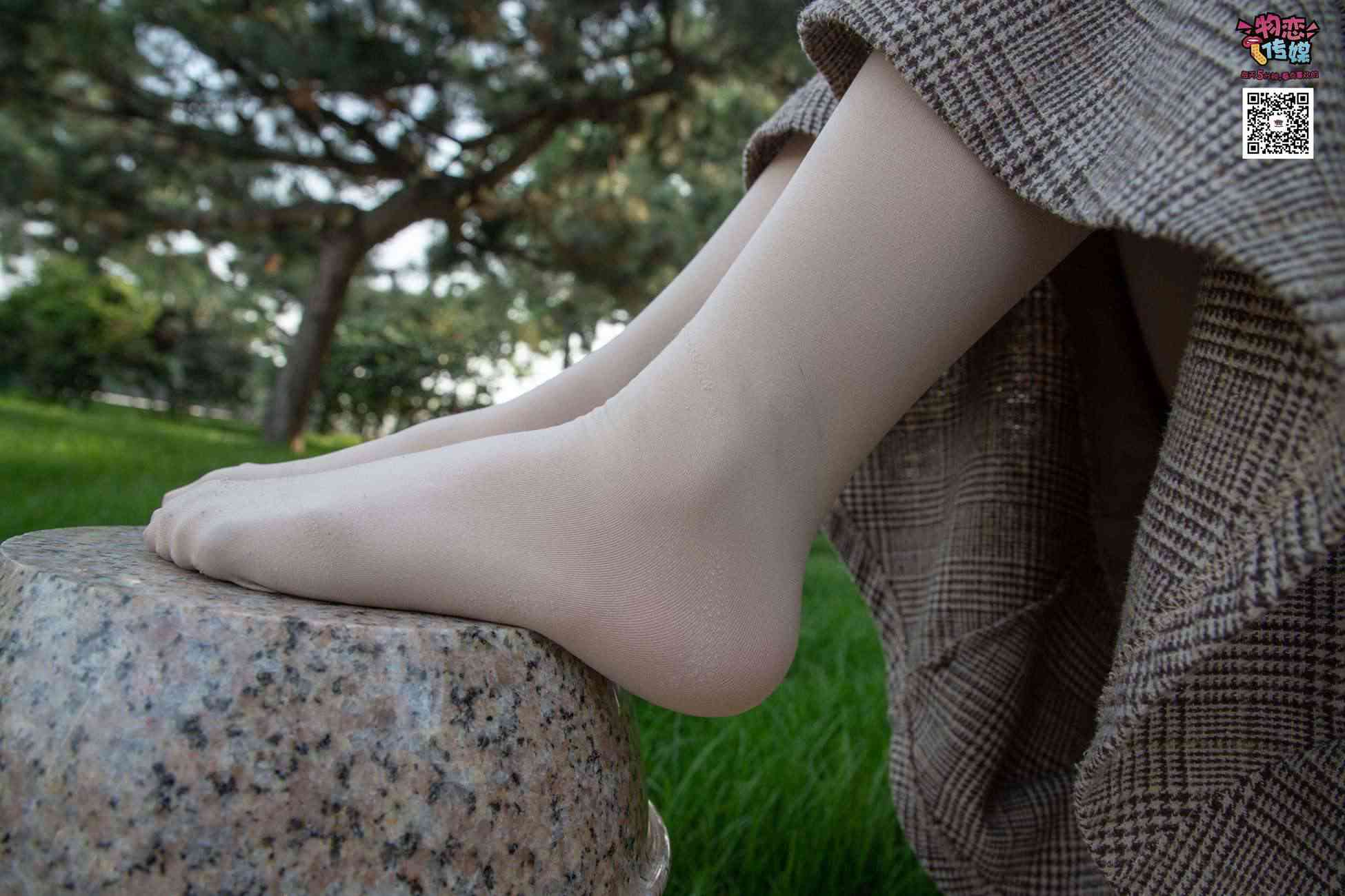 图片[74]-[物恋传媒] NO.015 书香气质女生，肉丝搭配白棉袜 [192P] – 速更版-美库