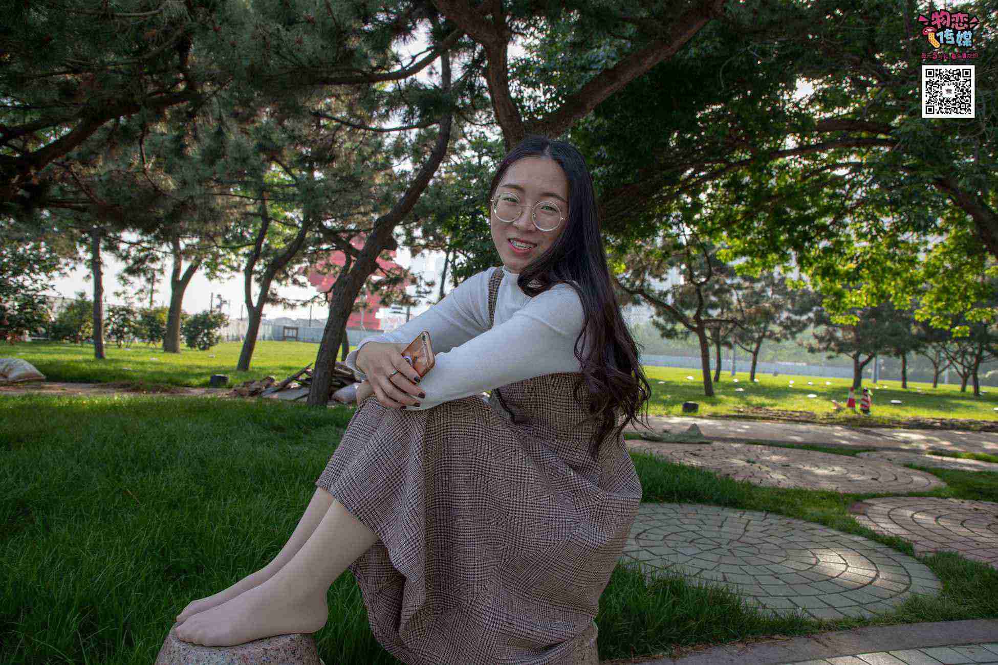 图片[78]-[物恋传媒] NO.015 书香气质女生，肉丝搭配白棉袜 [192P] – 速更版-美库