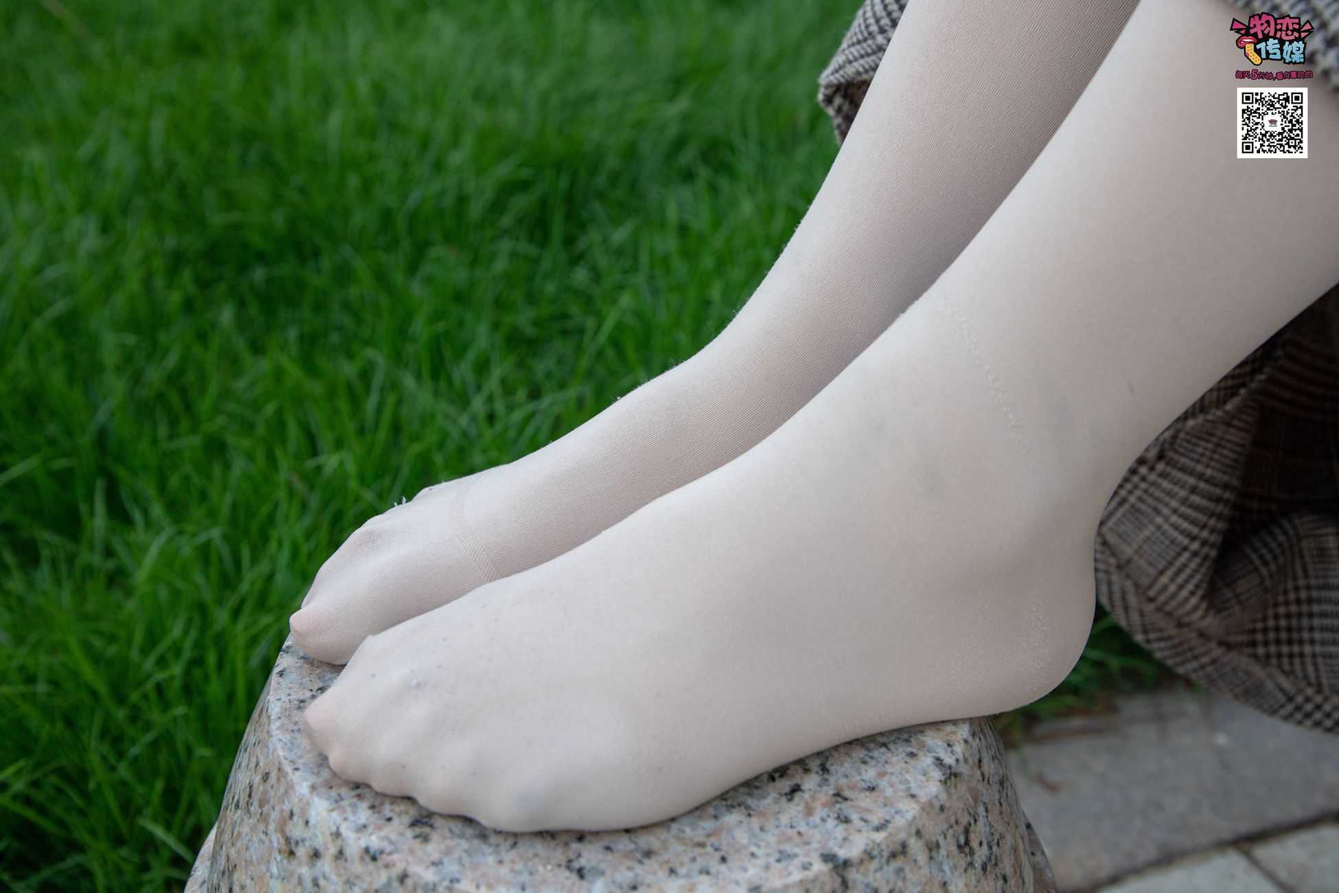 图片[80]-[物恋传媒] NO.015 书香气质女生，肉丝搭配白棉袜 [192P] – 速更版-美库