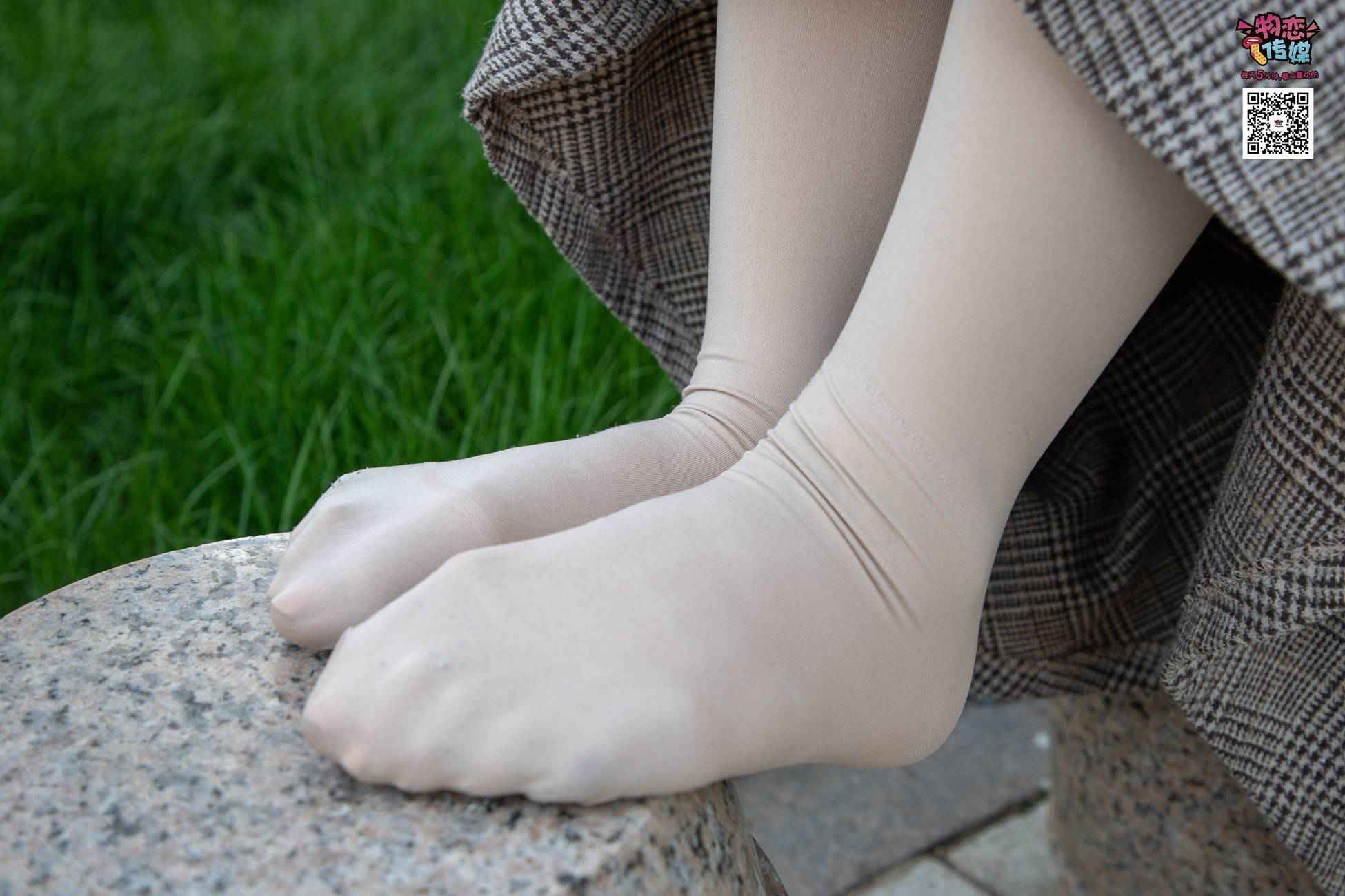 图片[83]-[物恋传媒] NO.015 书香气质女生，肉丝搭配白棉袜 [192P] – 速更版-美库