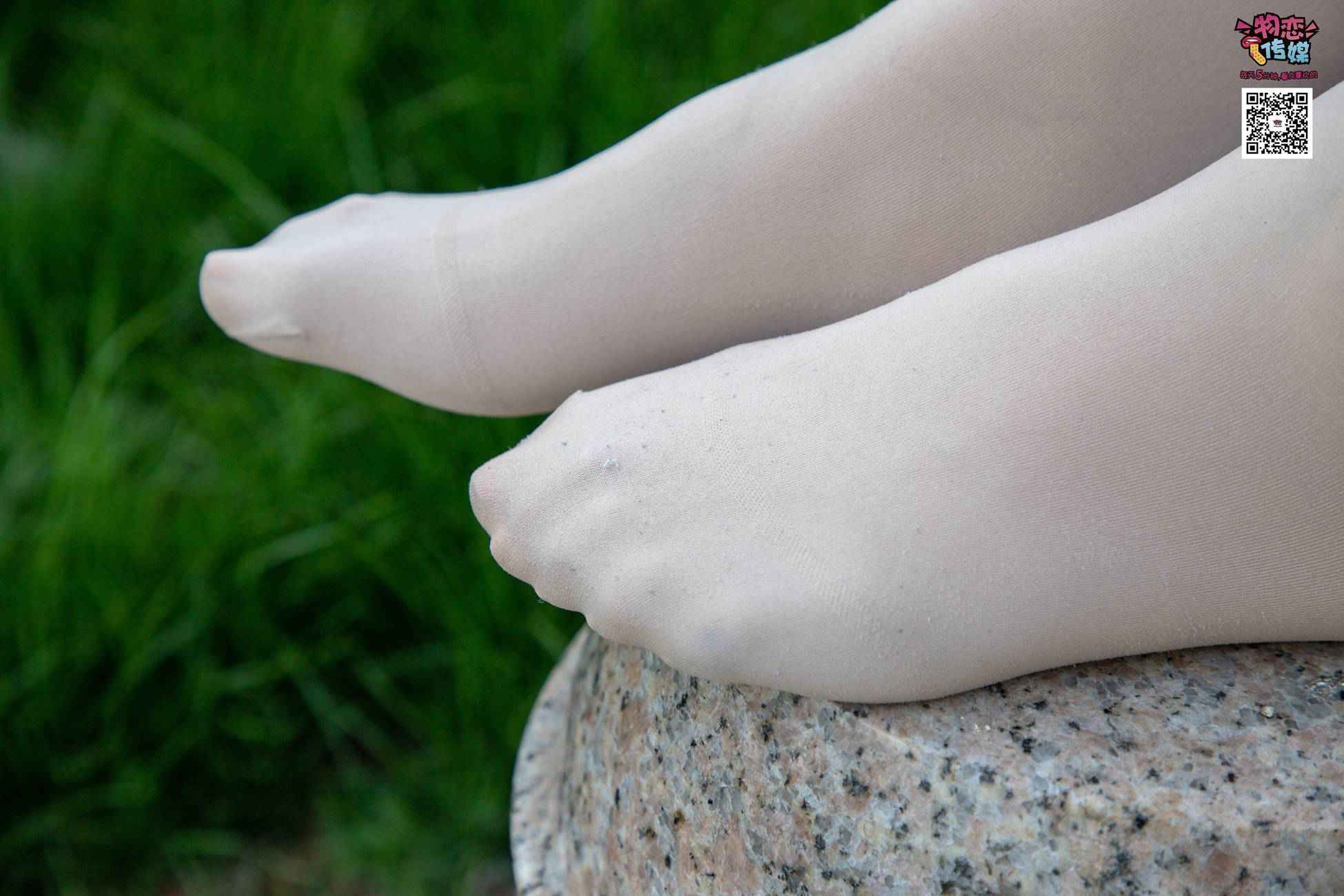 图片[89]-[物恋传媒] NO.015 书香气质女生，肉丝搭配白棉袜 [192P] – 速更版-美库