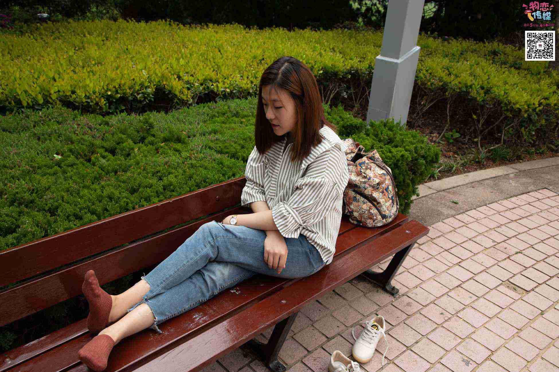 图片[111]-物恋传媒 No.014 高冷风格的大一小姐姐哦,小白鞋搭配粉色船袜 [237P] – 速更版-美库