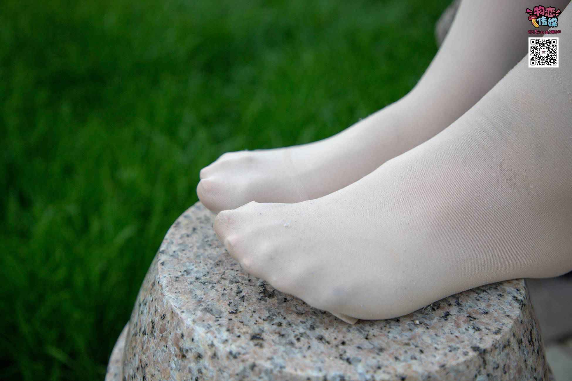 图片[100]-[物恋传媒] NO.015 书香气质女生，肉丝搭配白棉袜 [192P] – 速更版-美库