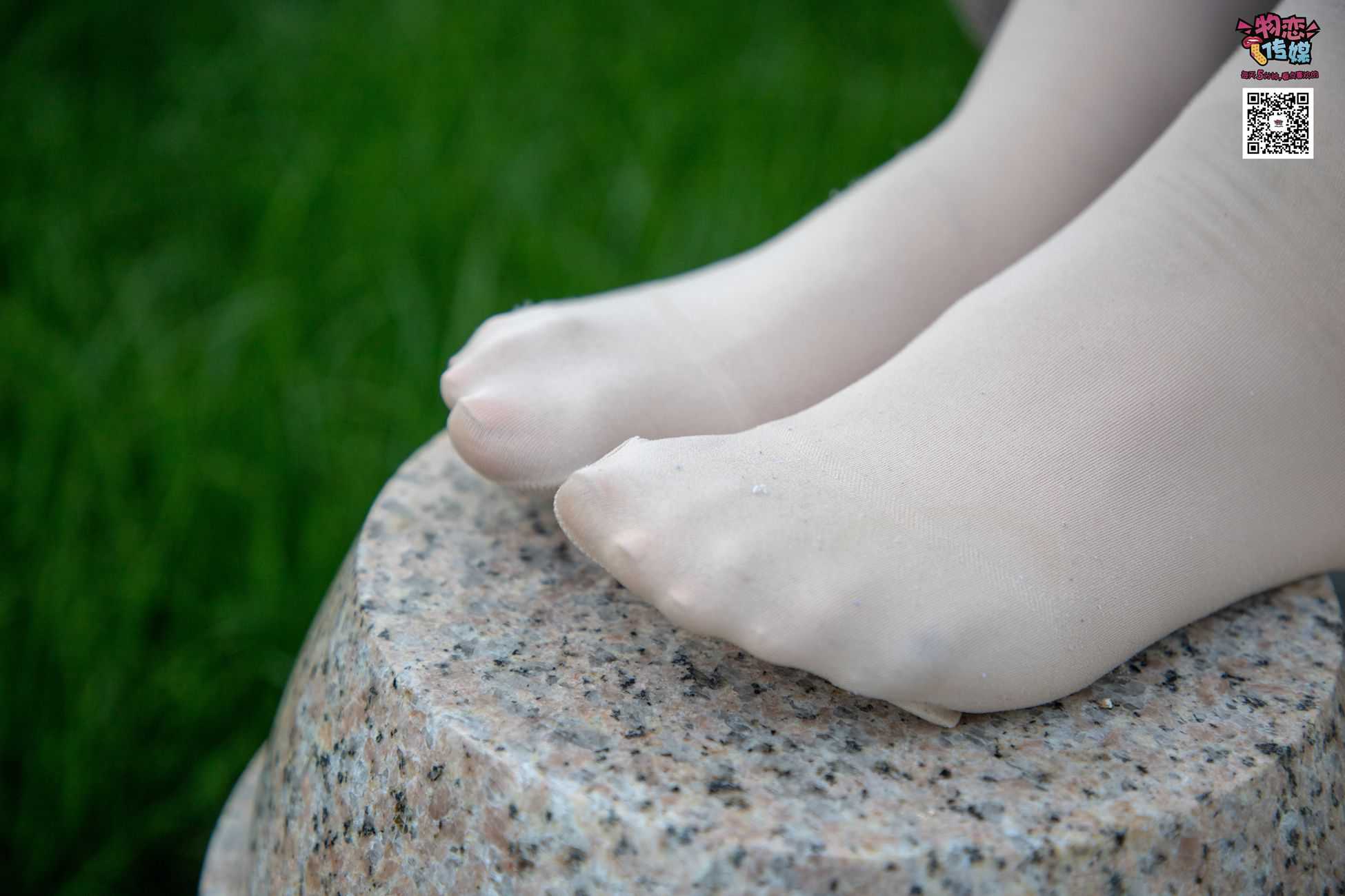 图片[101]-[物恋传媒] NO.015 书香气质女生，肉丝搭配白棉袜 [192P] – 速更版-美库